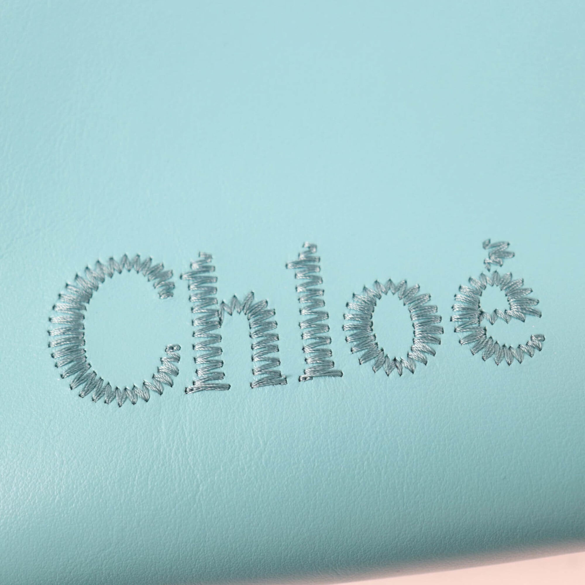 Chloé Blue Leather Shoulder Bag (Pre-Owned)
