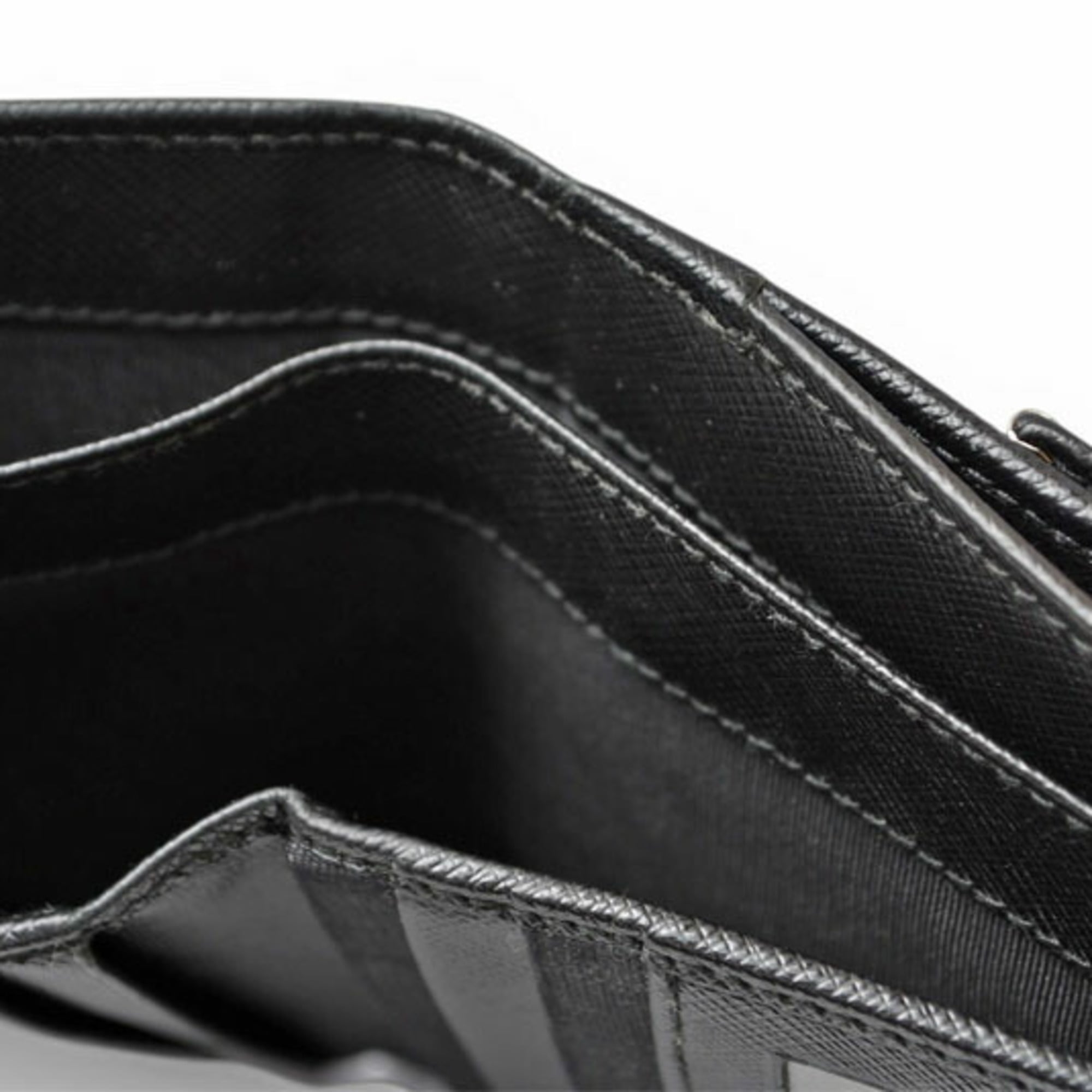 Salvatore Ferragamo Gancini Black Leather Wallet (Bi-Fold) (Pre-Owned)