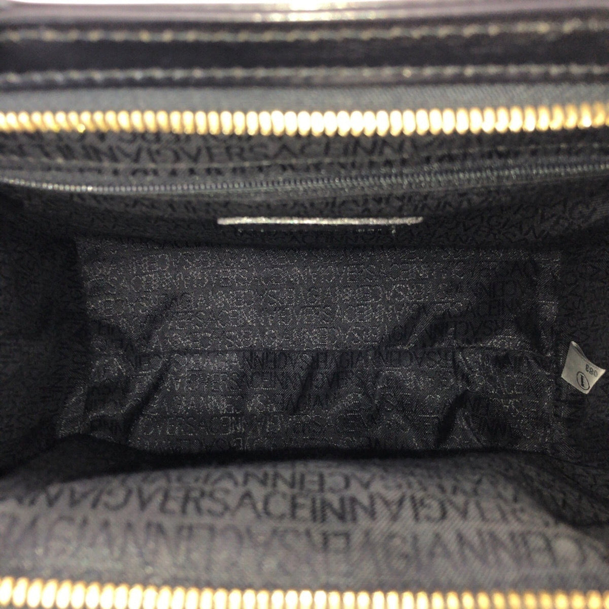 Versace Black Leather Handbag Tote Bag (Pre-Owned)