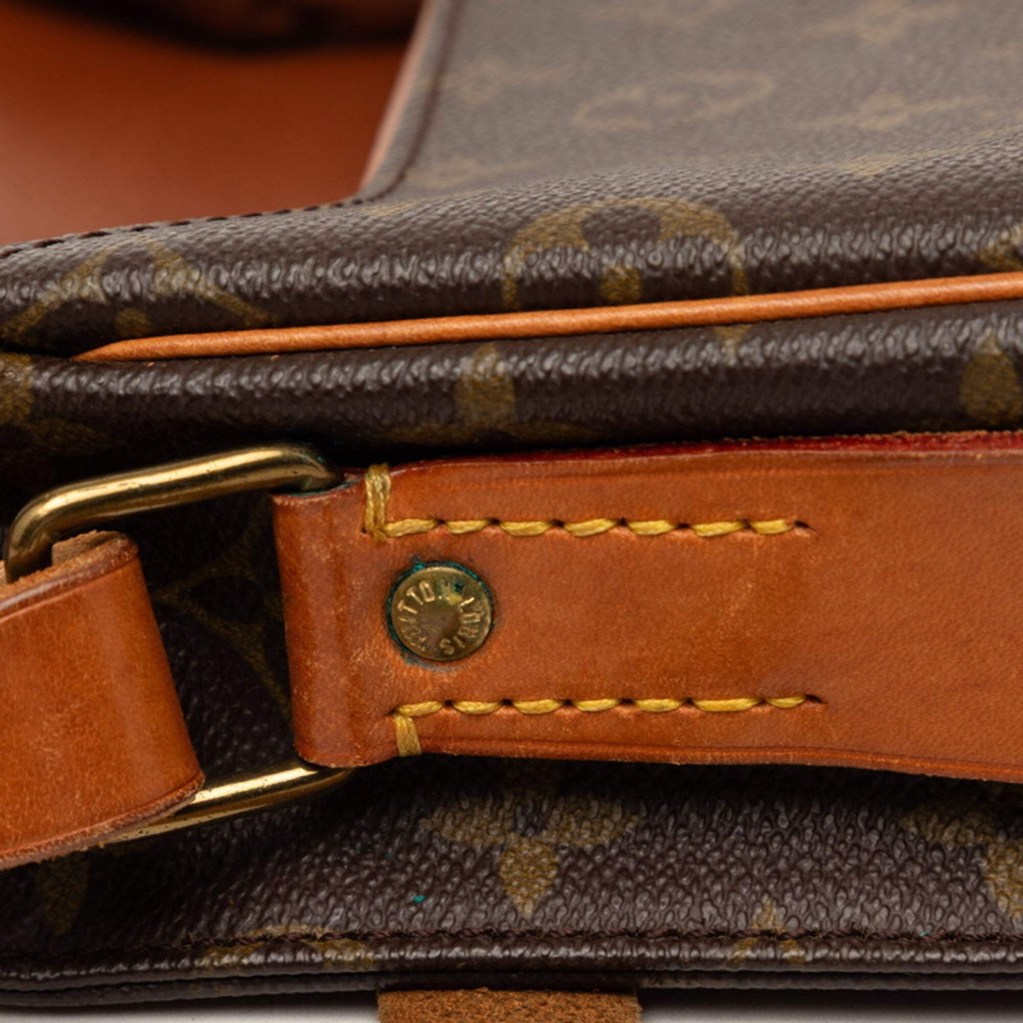 Louis Vuitton Brown Pvc Leather Shoulder Bag (Pre-Owned)
