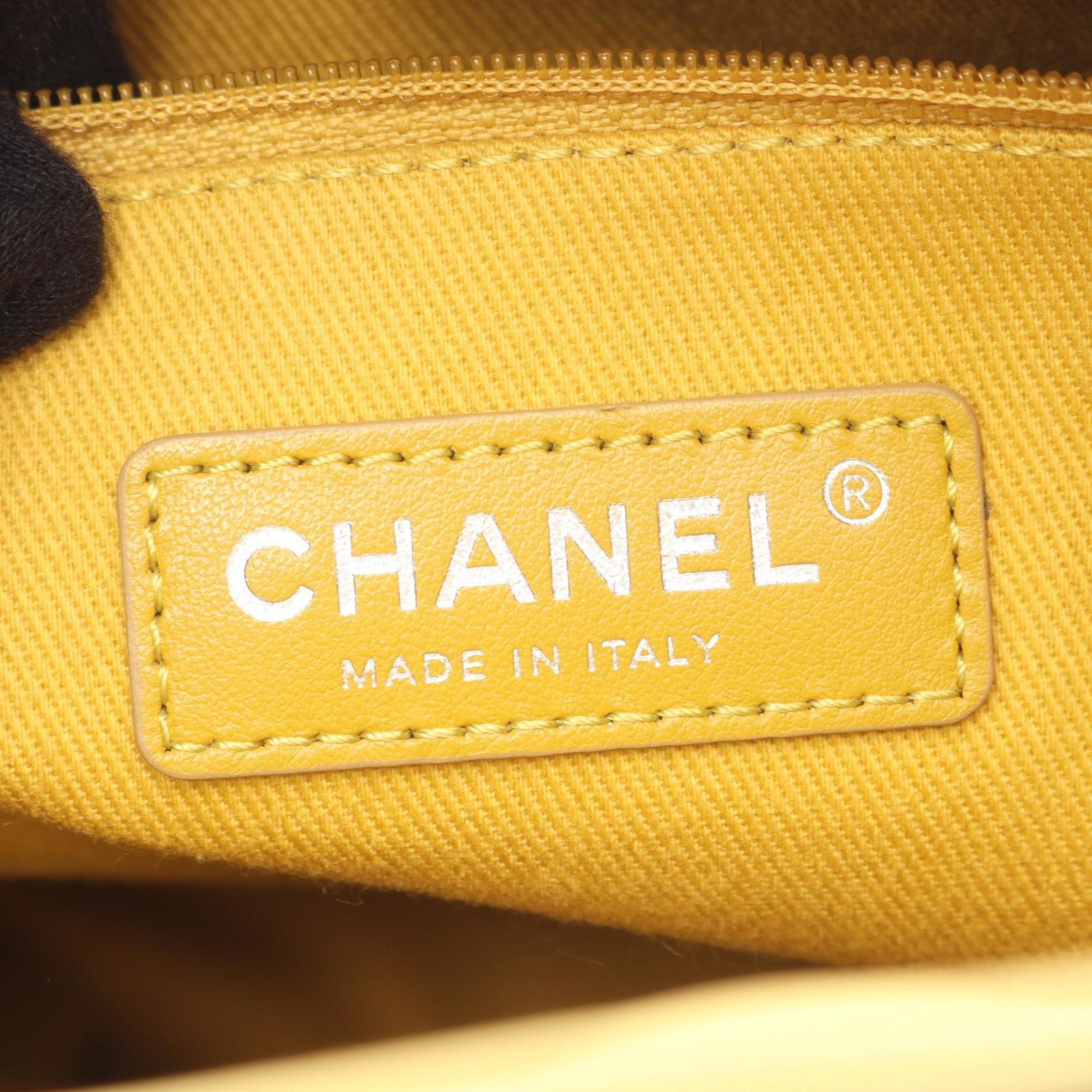 Chanel Yellow Leather Handbag Shoulder Bag (Pre-Owned)