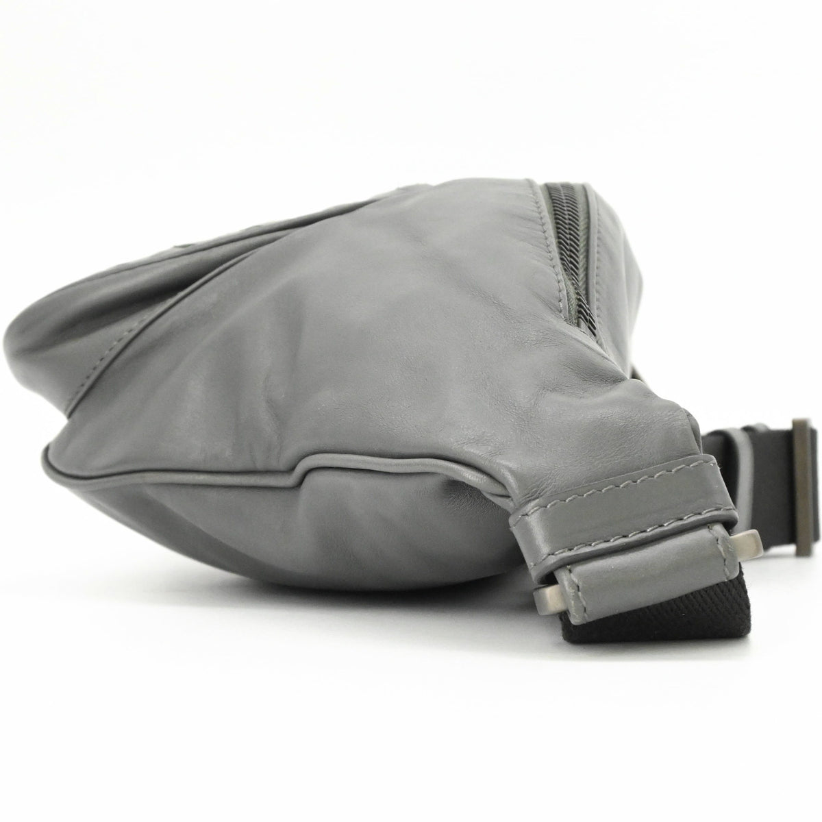 Bottega Veneta Black Gray Intrecciato Crossbody Bag Fanny Pack Pouch (Pre-Owned)