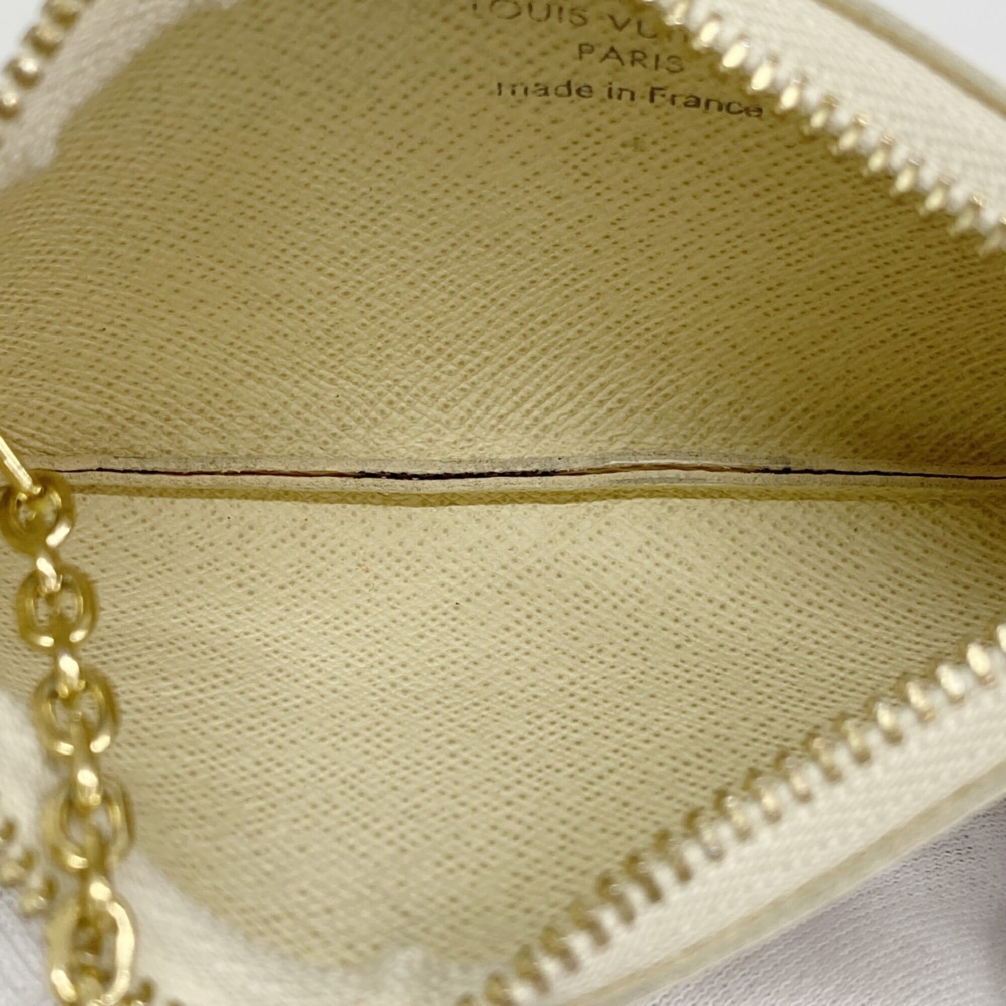 Louis Vuitton White Coin Purse/Coin Case (Pre-Owned)