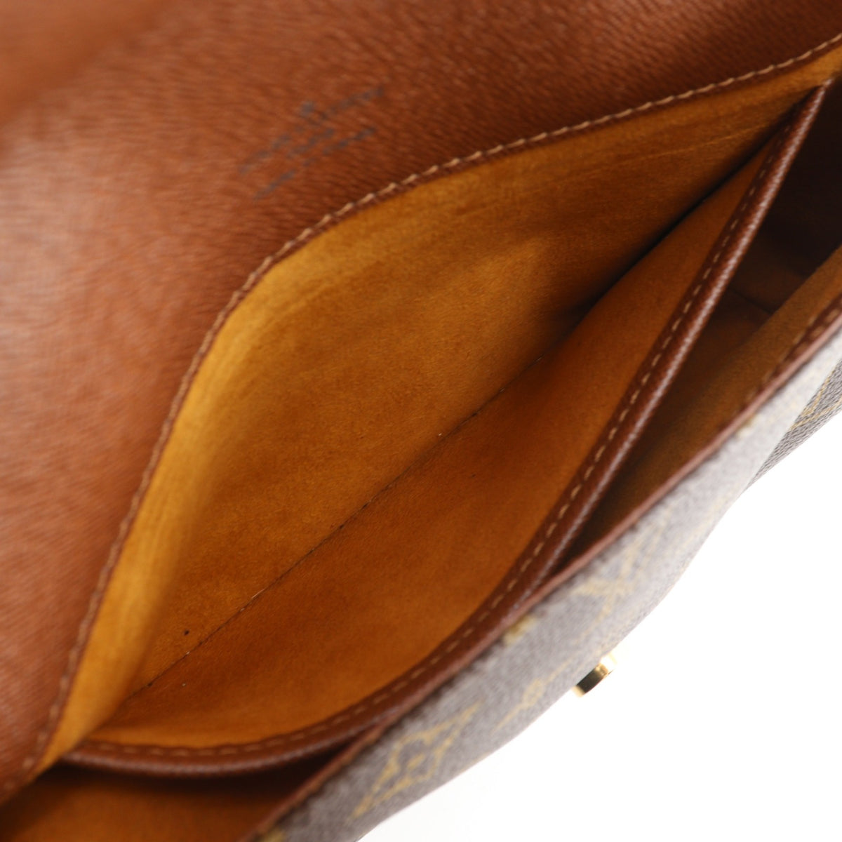 Louis Vuitton Brown Monogram Monogram Shoulder Bag (Pre-Owned)