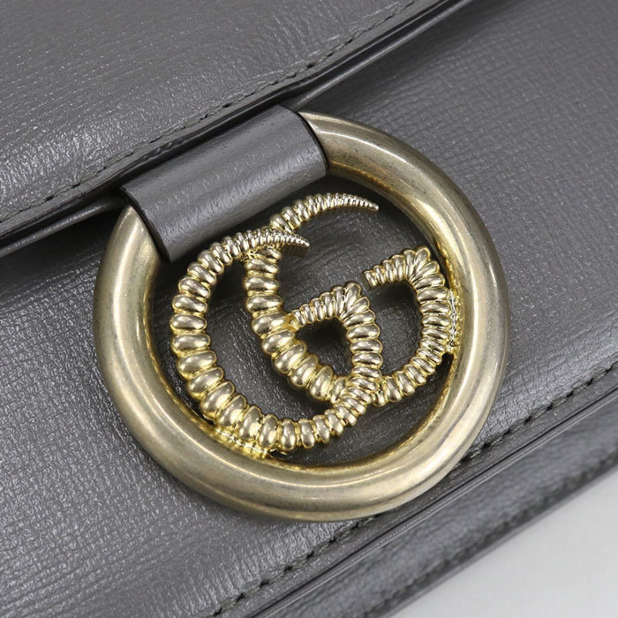 Gucci Gray Leather Shoulder Bag (Pre-Owned)