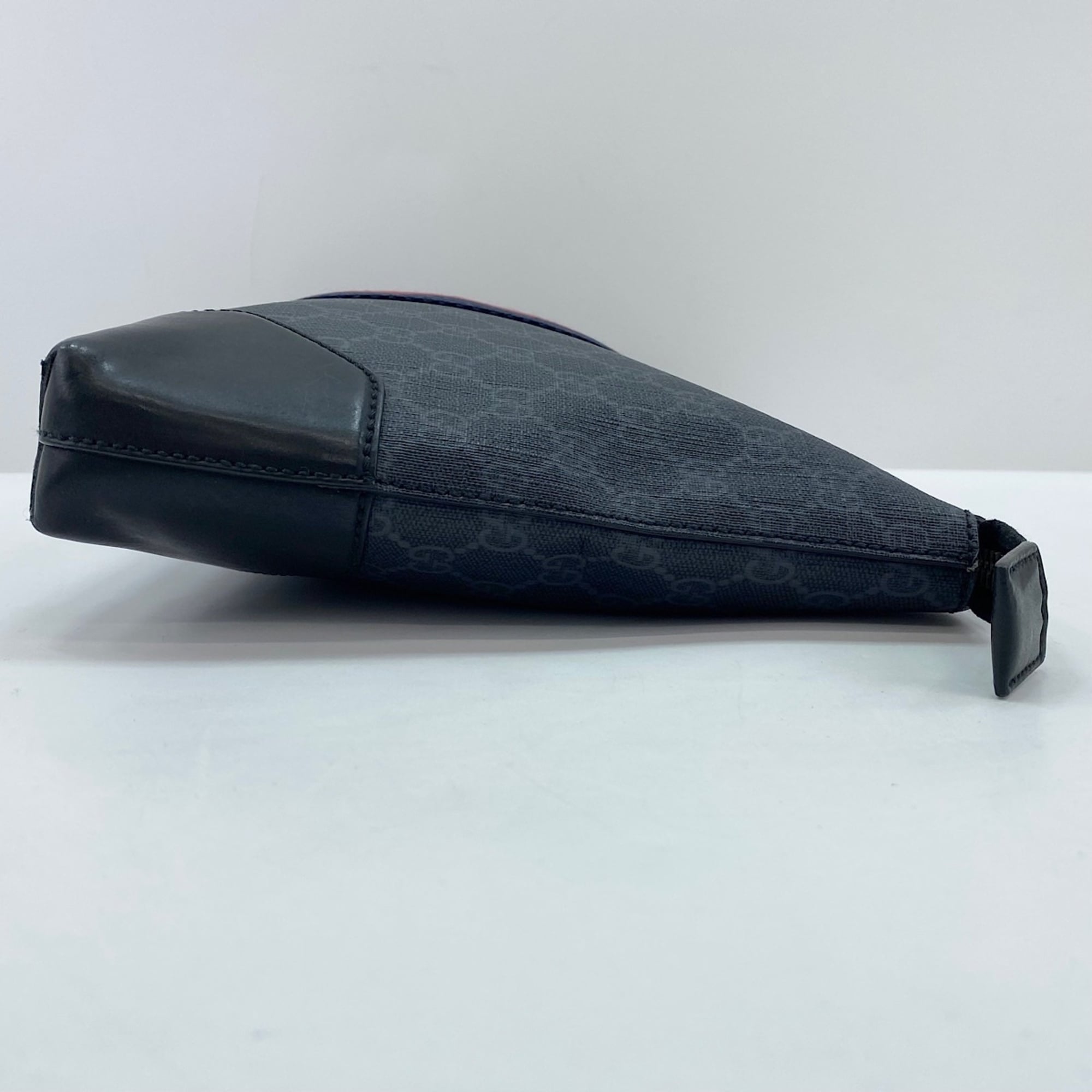 Gucci Black Clutch Bag (Pre-Owned)