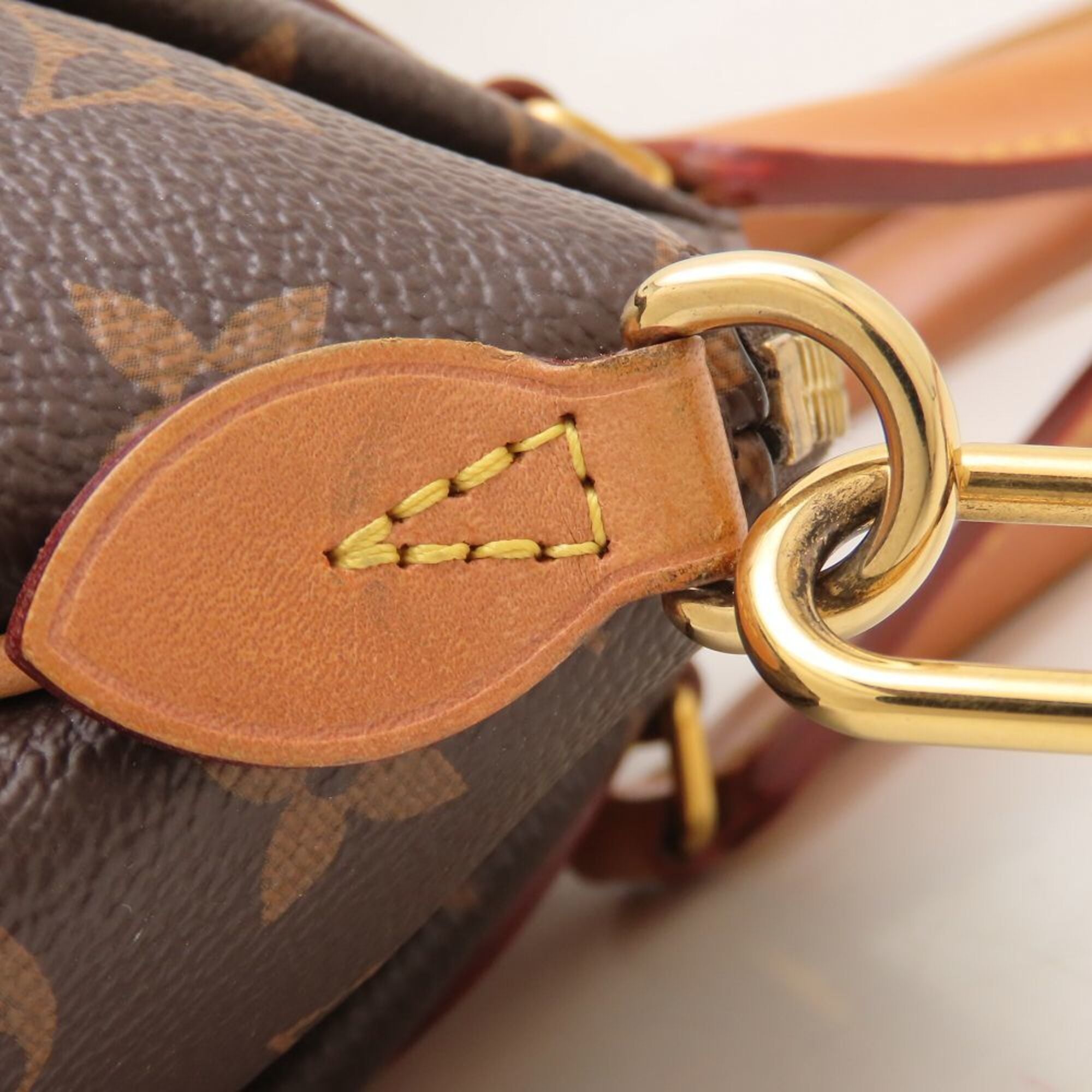 Louis Vuitton Monogram Brown Monogram Handbag (Pre-Owned)