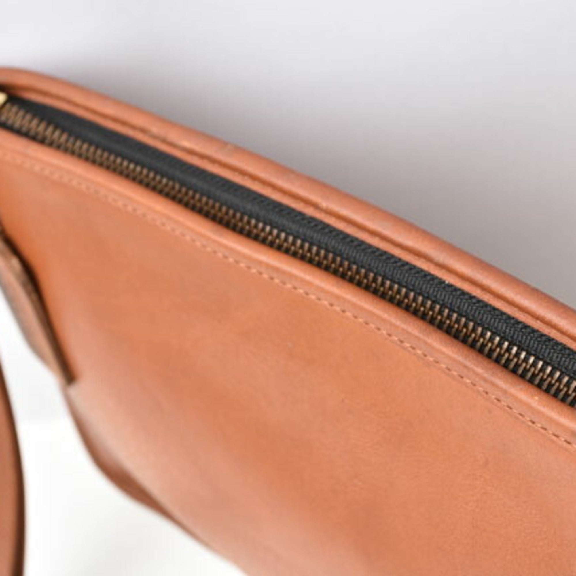 Coach Brown Leather Clutch Bag Pouch (Pre-Owned)