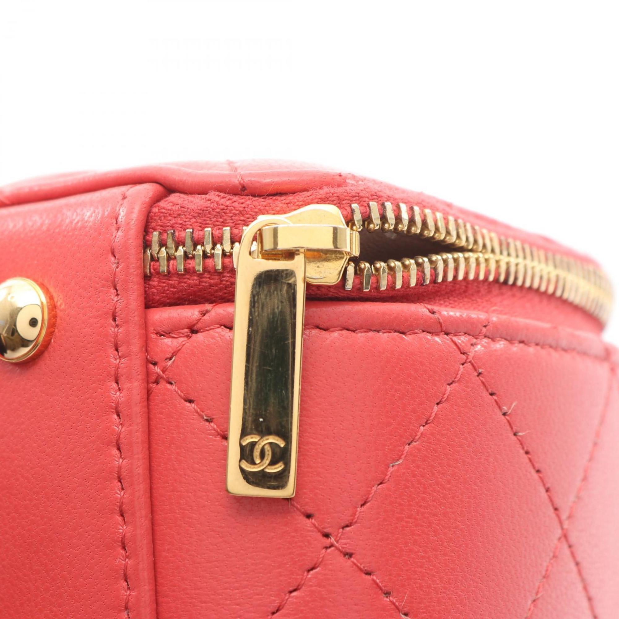 Chanel Pink Leather Shoulder Bag (Pre-Owned)