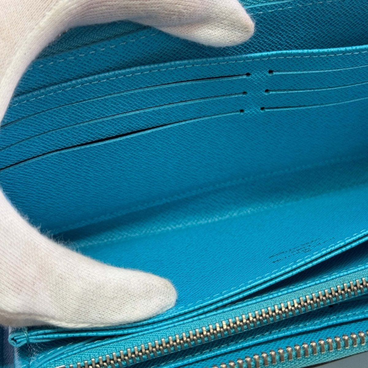 Louis Vuitton Turquoise Leather Long Wallet (Bi-Fold) (Pre-Owned)