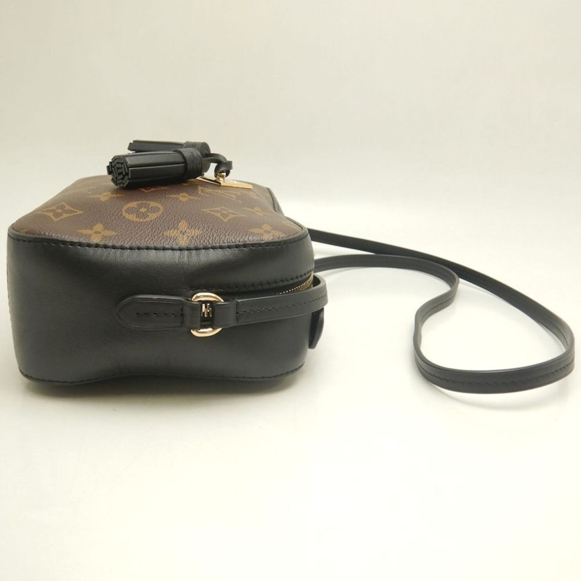 Louis Vuitton Noir Coated Canvas Leather Shoulder Bag (Pre-Owned)