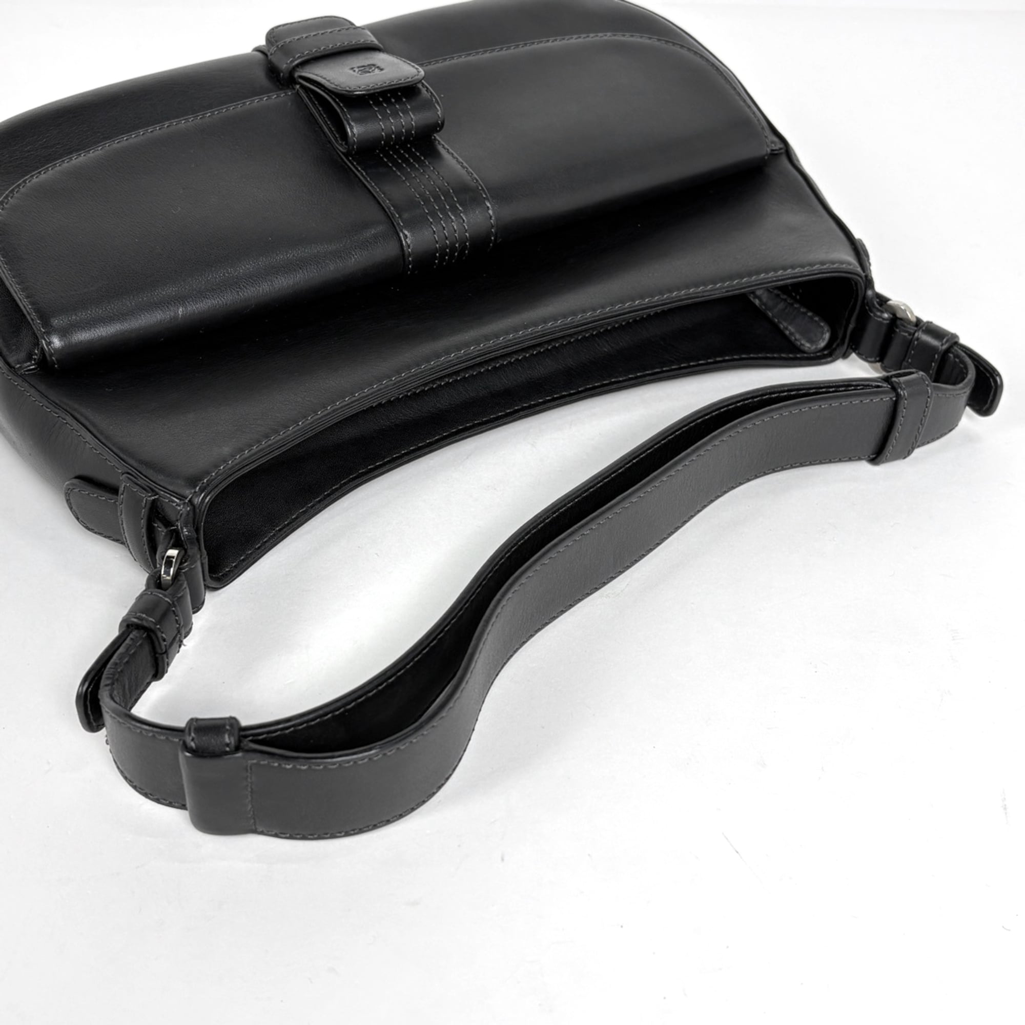 Loewe Black Leather Handbag Shoulder Bag (Pre-Owned)