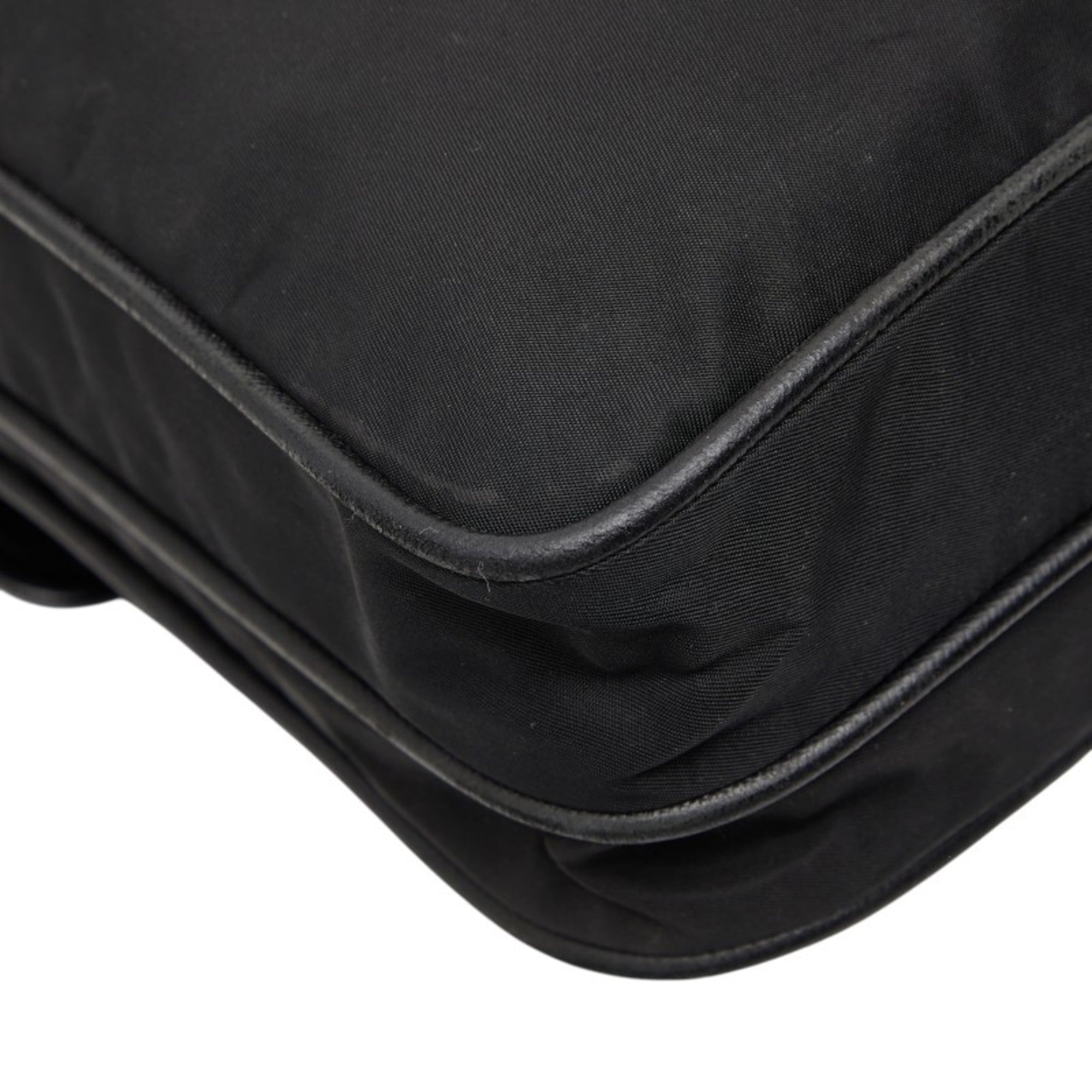 Prada Black Nylon Leather Shoulder Bag (Pre-Owned)