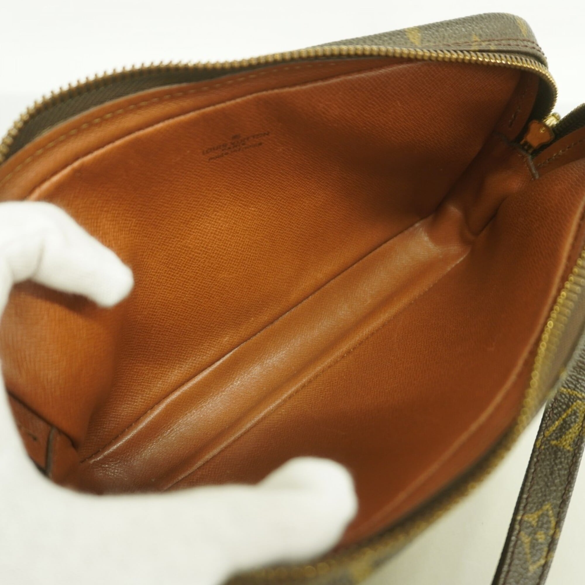 Louis Vuitton Brown Shoulder Bag (Pre-Owned)