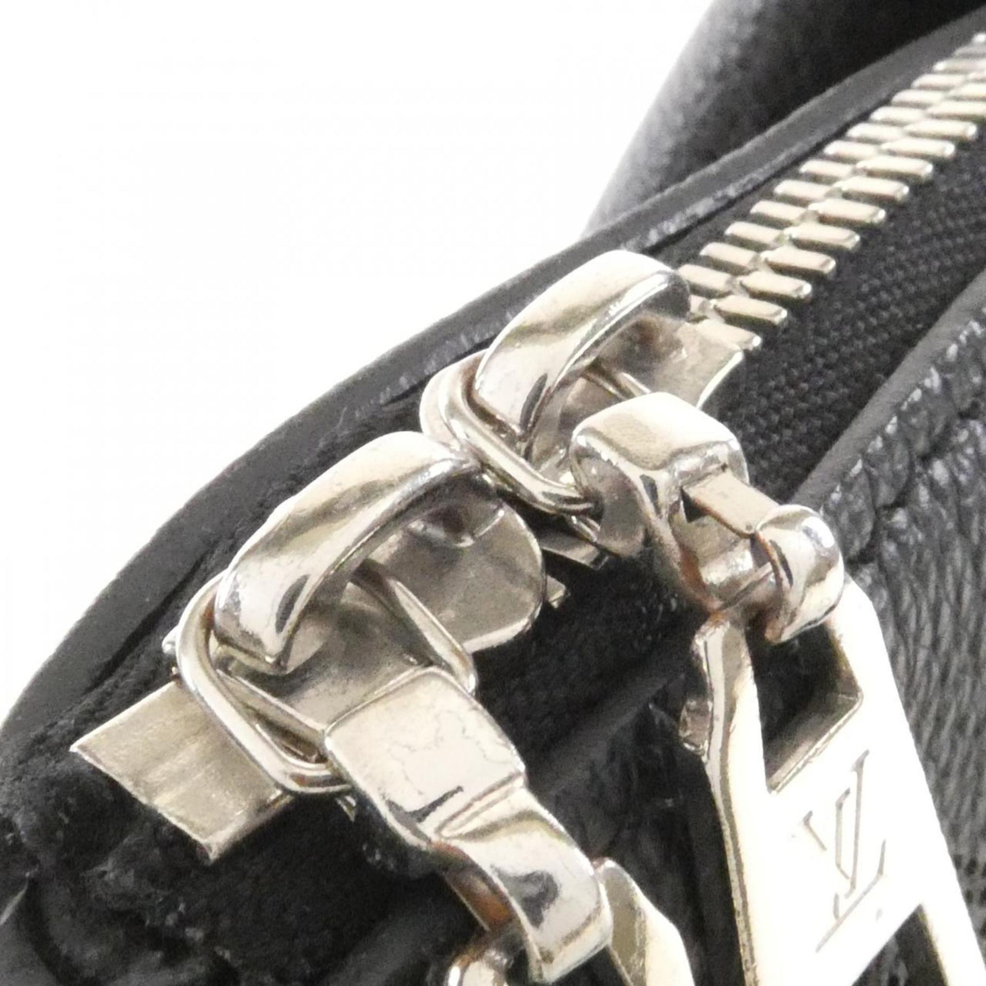 Louis Vuitton Black Leather Handbag (Pre-Owned)