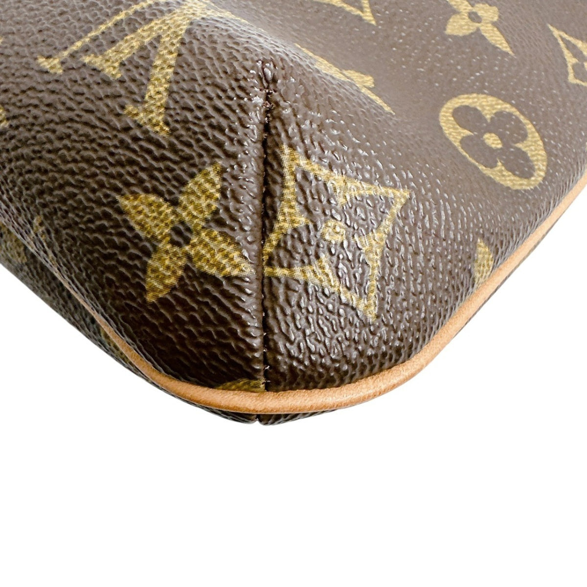 Louis Vuitton Brown Monogram Shoulder Bag (Pre-Owned)