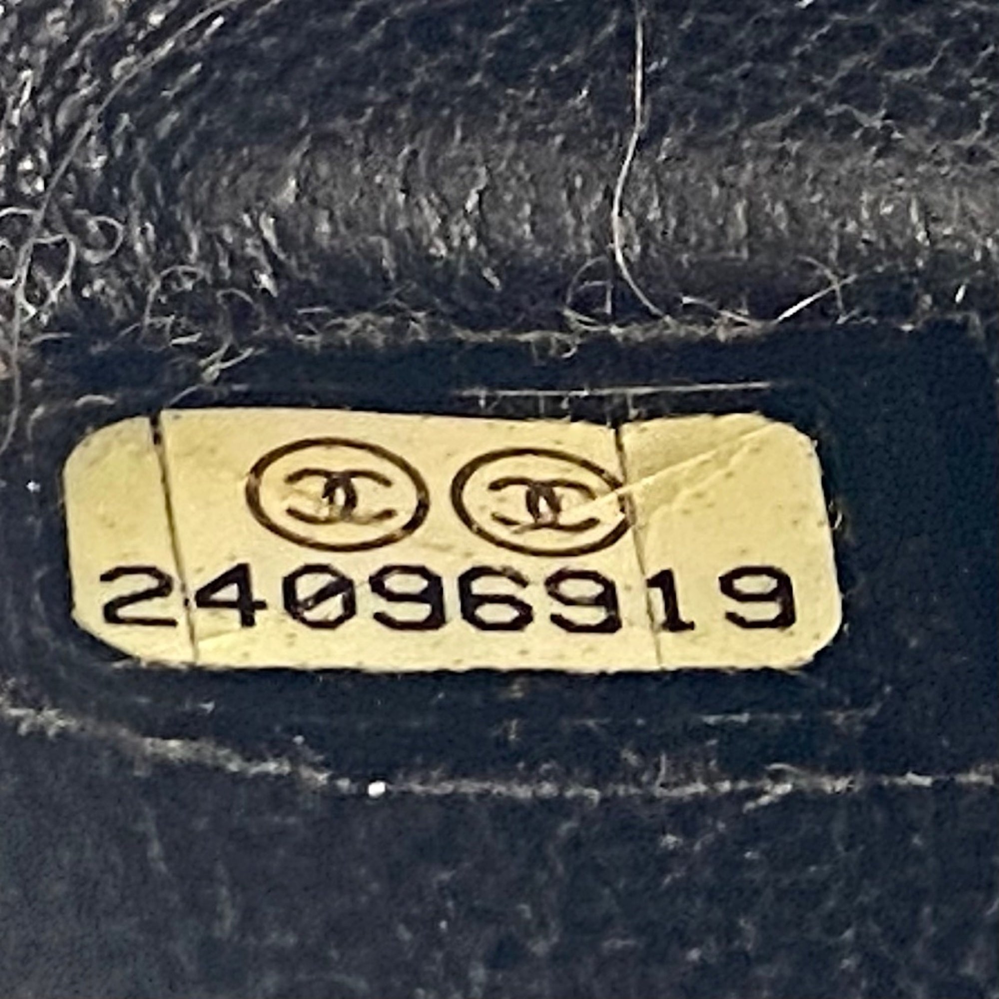 Chanel Matelasse Black Shoulder Bag (Pre-Owned)