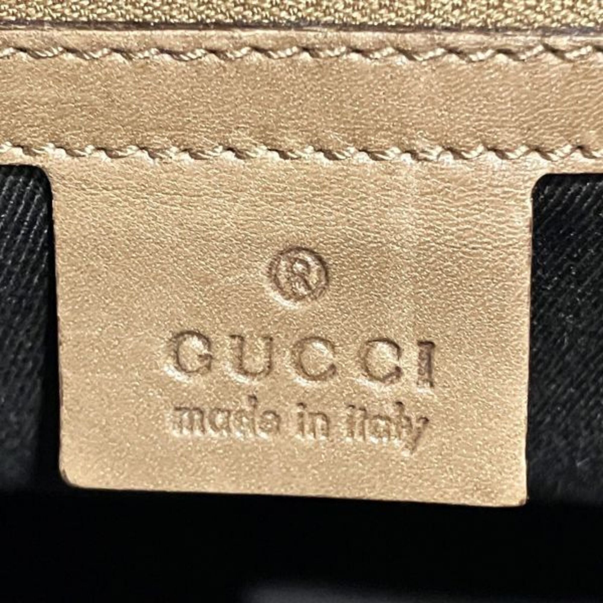 Gucci Brown Gg Canvas Handbag Shoulder Bag (Pre-Owned)