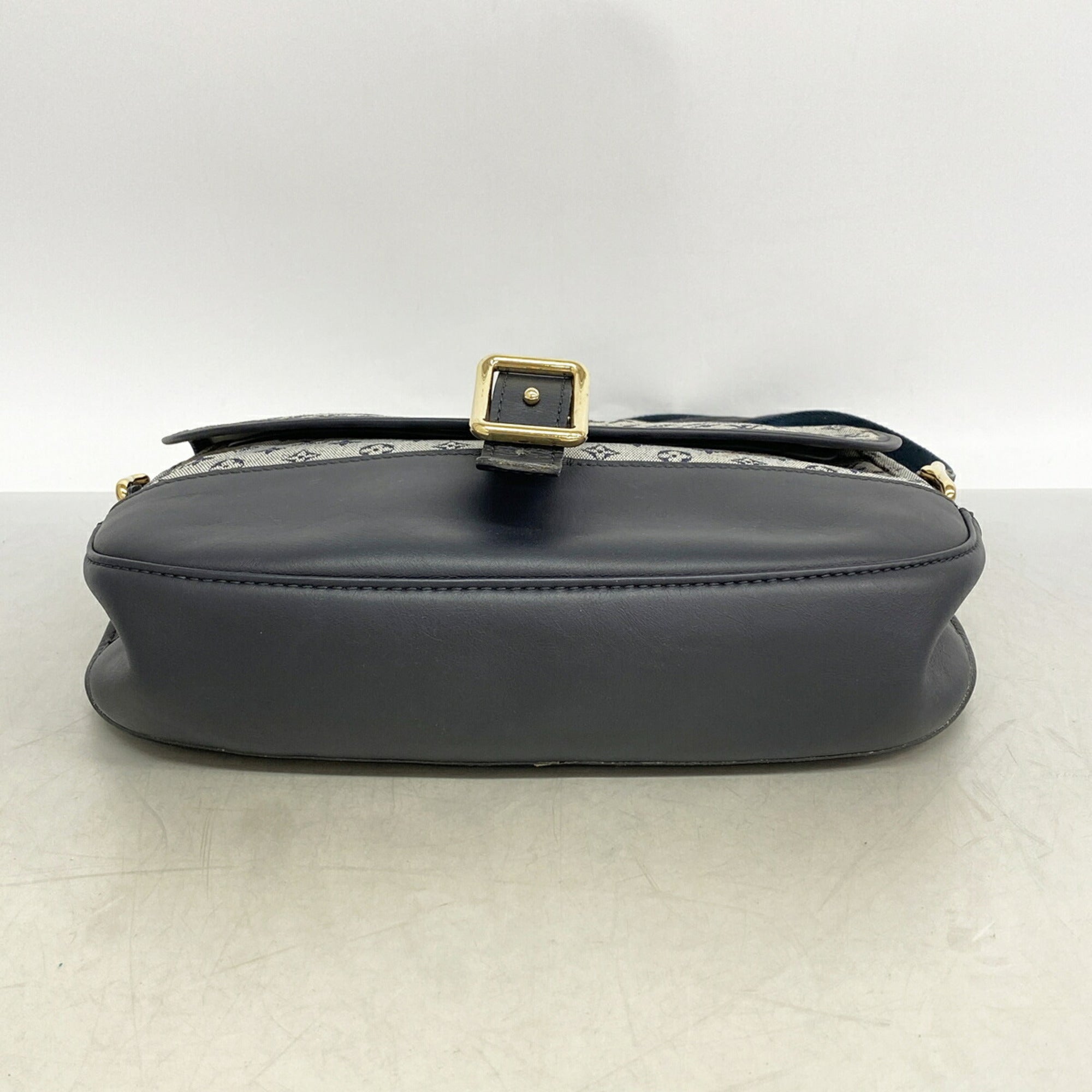 Louis Vuitton Blue Shoulder Bag (Pre-Owned)
