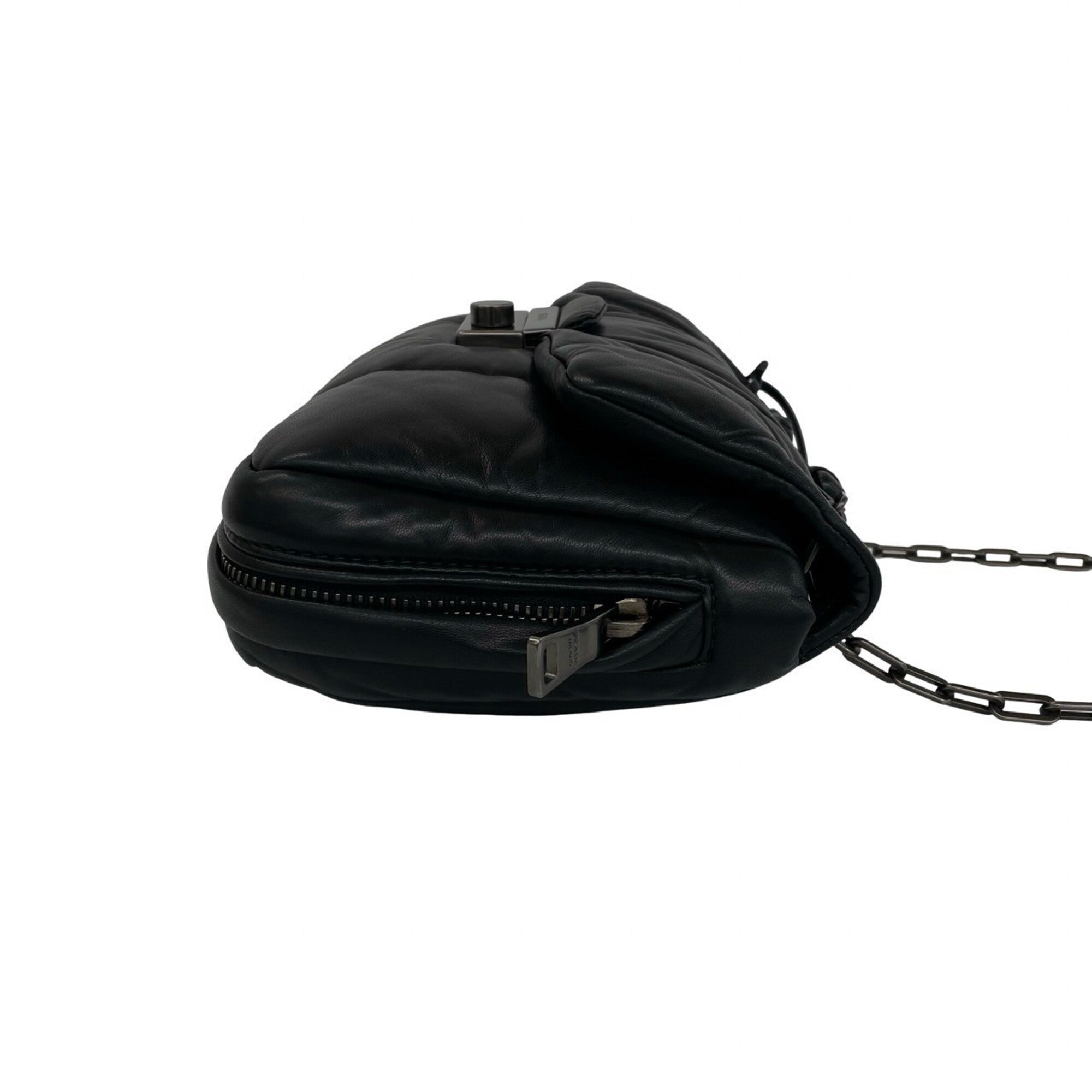 Prada Black Leather Pochette Shoulder Bag (Pre-Owned)