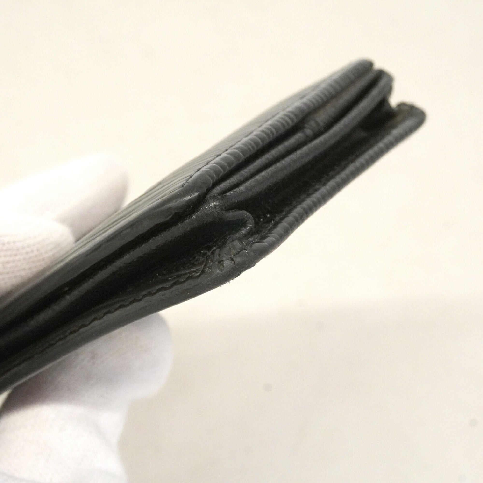 Louis Vuitton Noir Coin Purse/Coin Case (Pre-Owned)