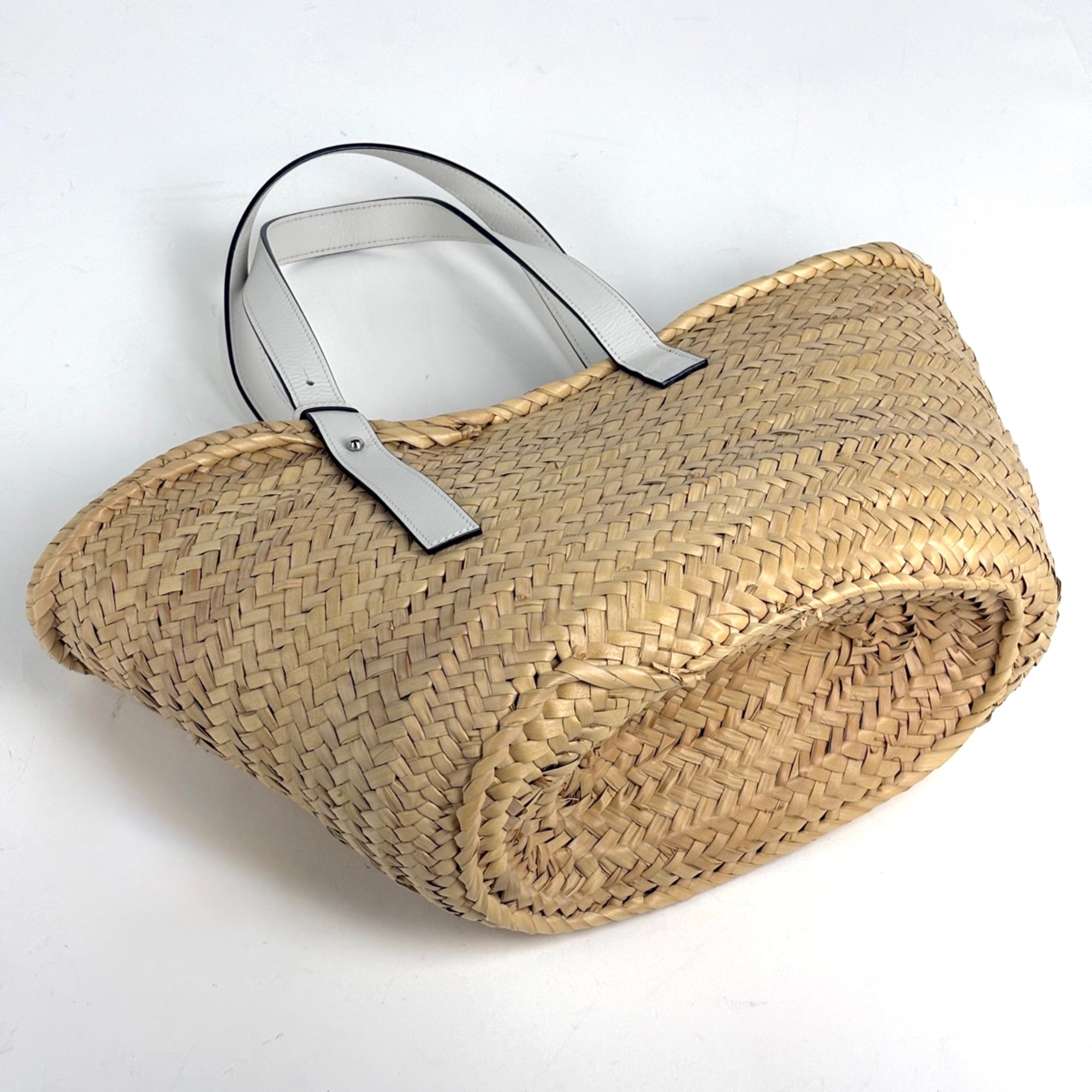 Loewe White Raffia Leather Basket Tote Bag (Pre-Owned)