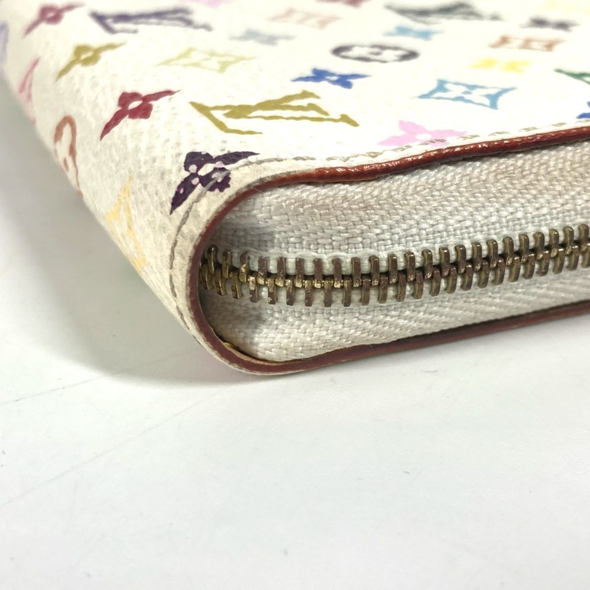 Louis Vuitton Blanc Multi-Color White Monogram Multicolore Coin Purse/Coin Case (Pre-Owned)