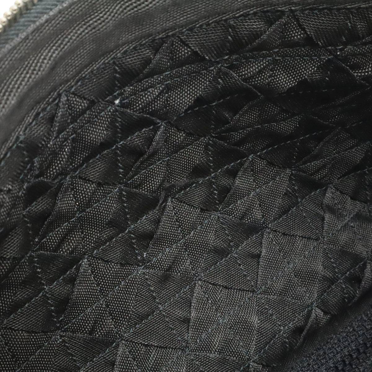 Bottega Veneta Intrecciato Black Canvas Shoulder Bag (Pre-Owned)