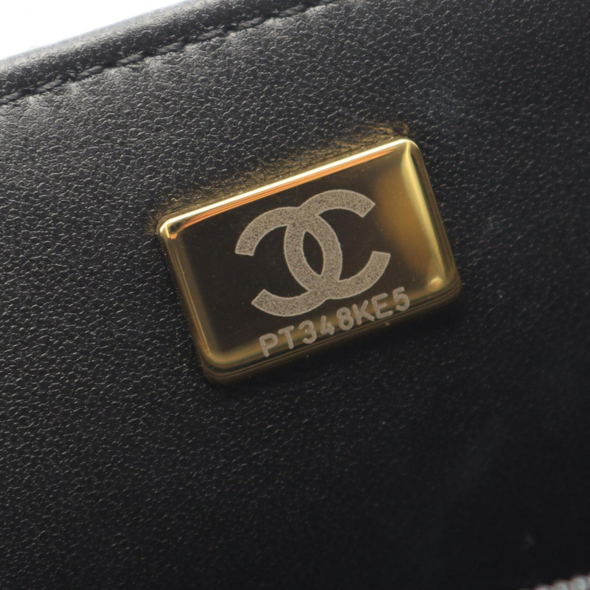 Chanel Black Leather Handbag Shoulder Bag (Pre-Owned)