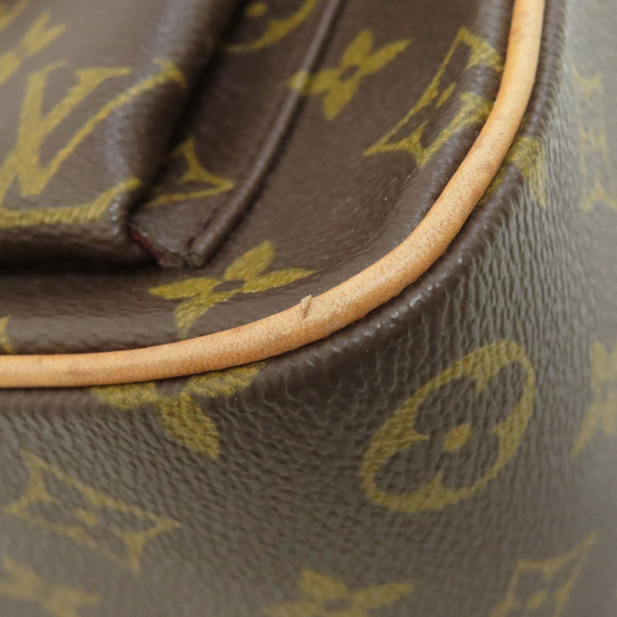 Louis Vuitton Monogram Monogram Monogram Handbag (Pre-Owned)