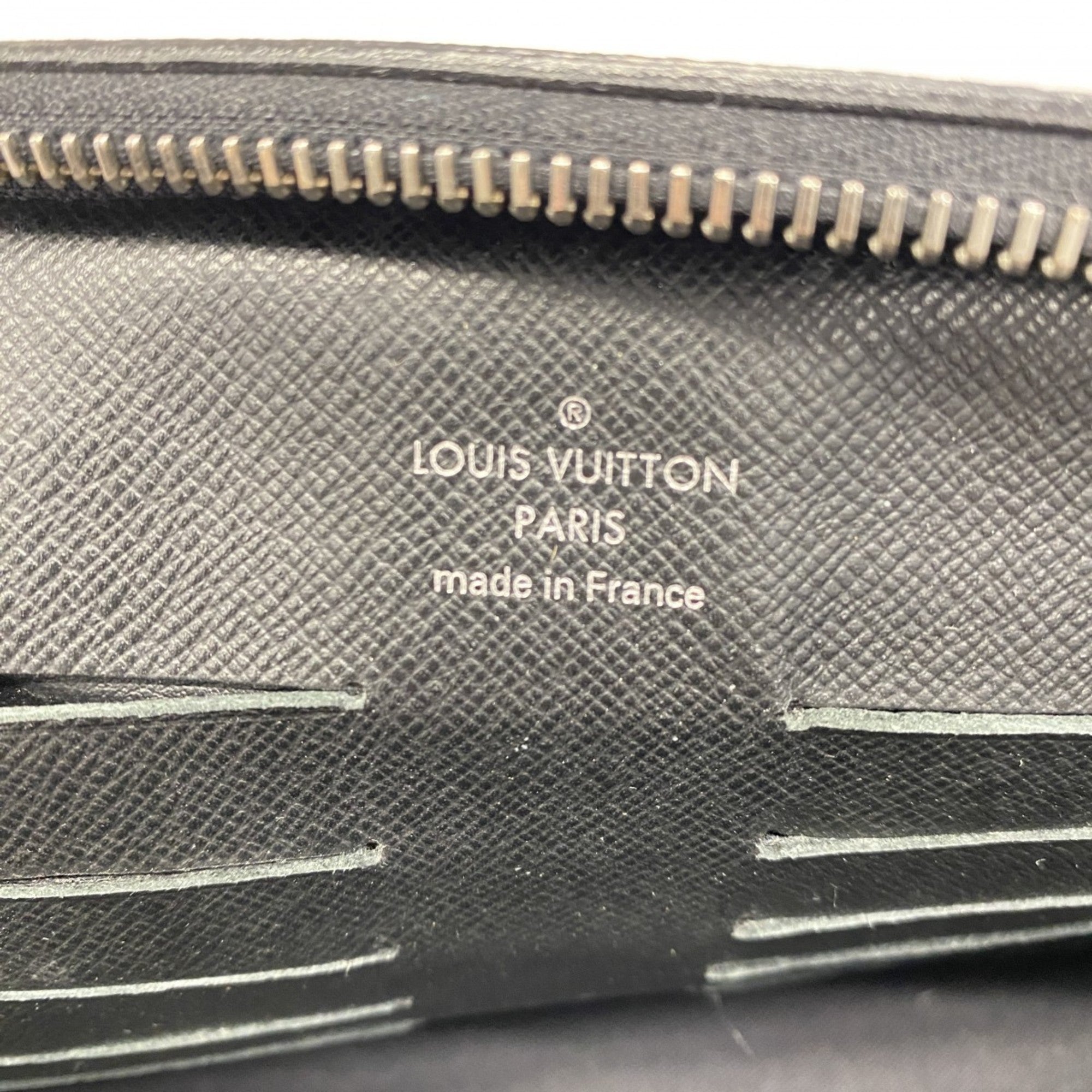 Louis Vuitton Ardoise Clutch Bag (Pre-Owned)