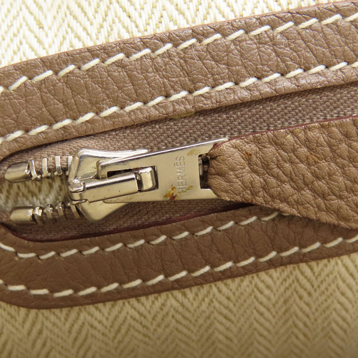 Hermes Etoupe Gray Negonda Leather Handbag (Pre-Owned)