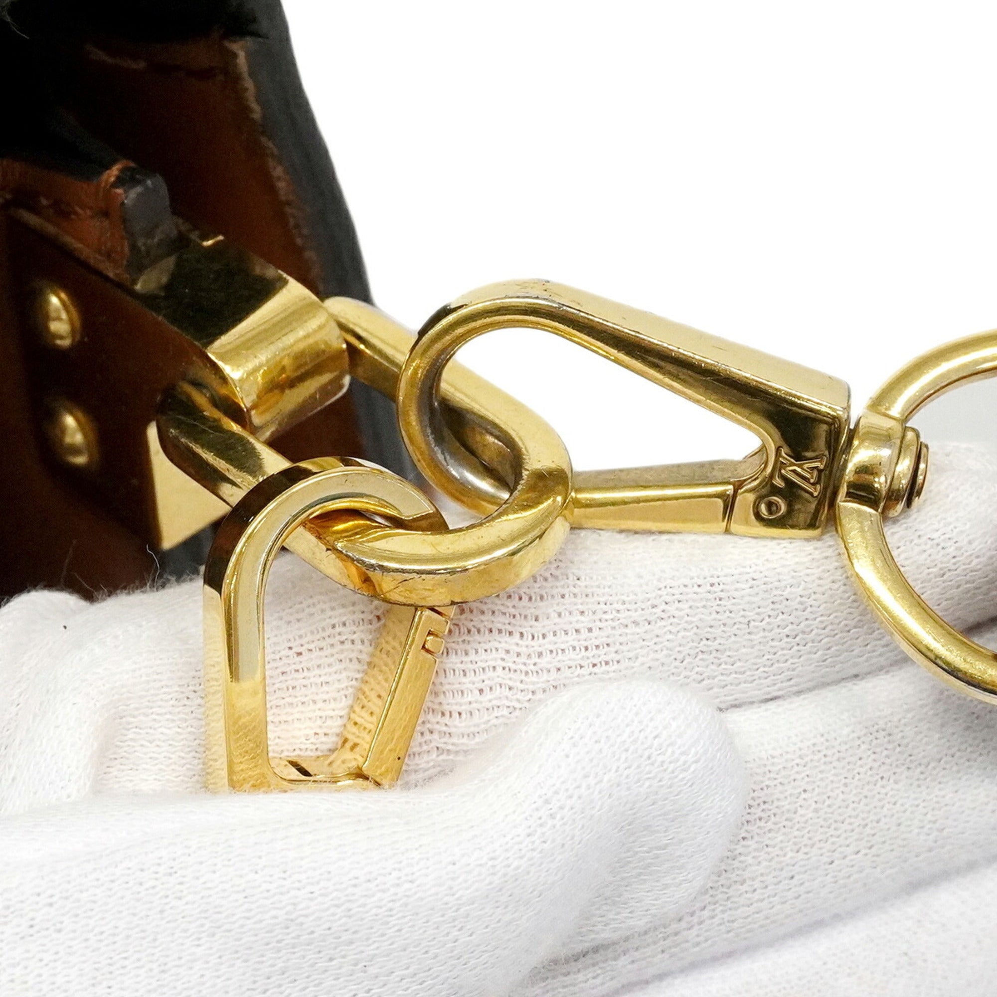 Louis Vuitton Brown Shoulder Bag (Pre-Owned)