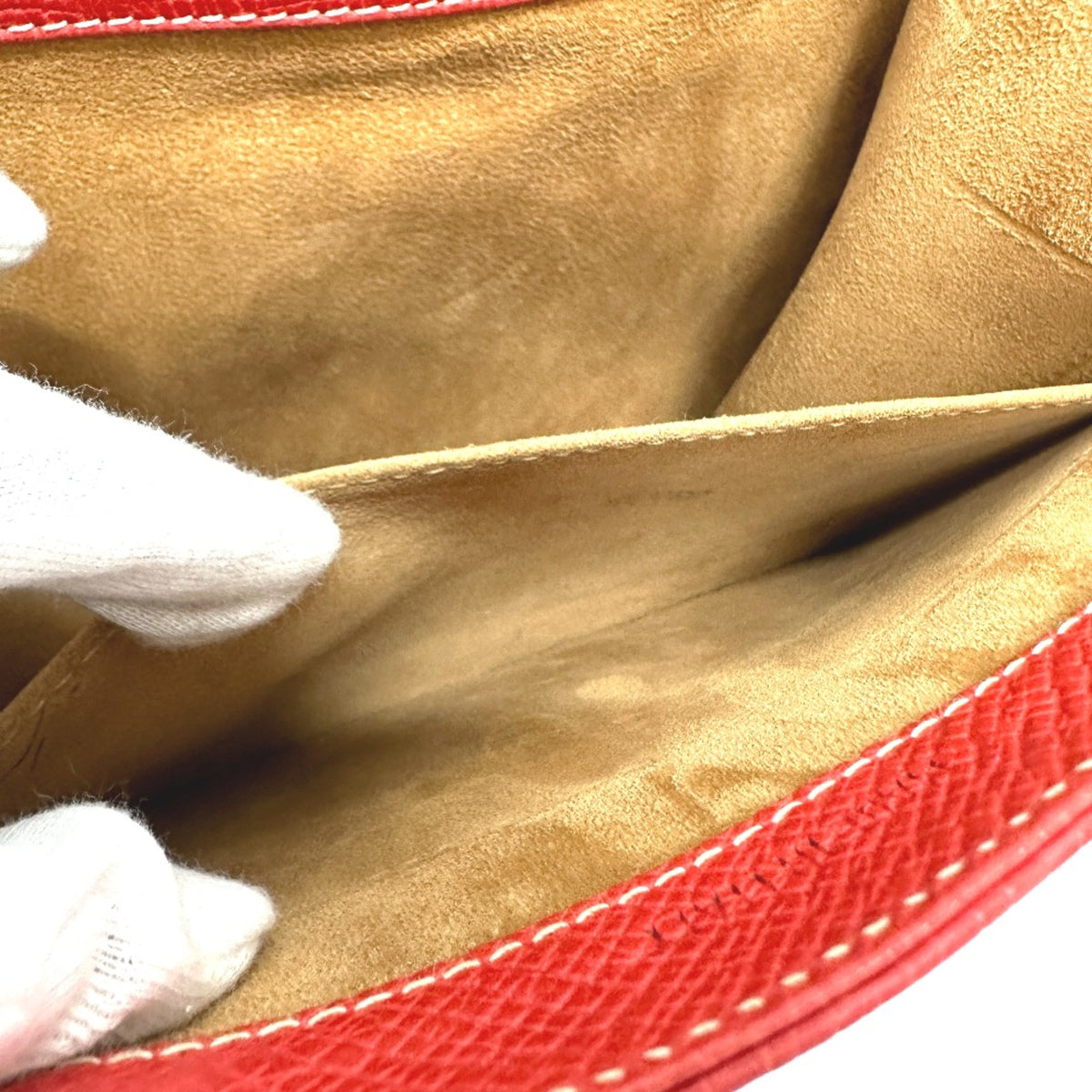 Loewe Red Leather Handbag (Pre-Owned)