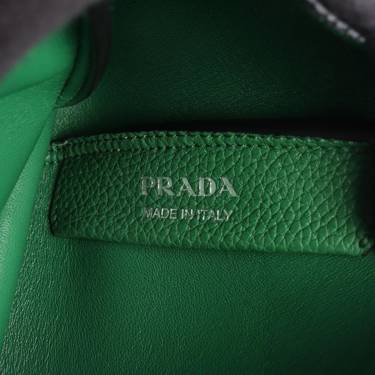 Prada Green Leather Handbag (Pre-Owned)