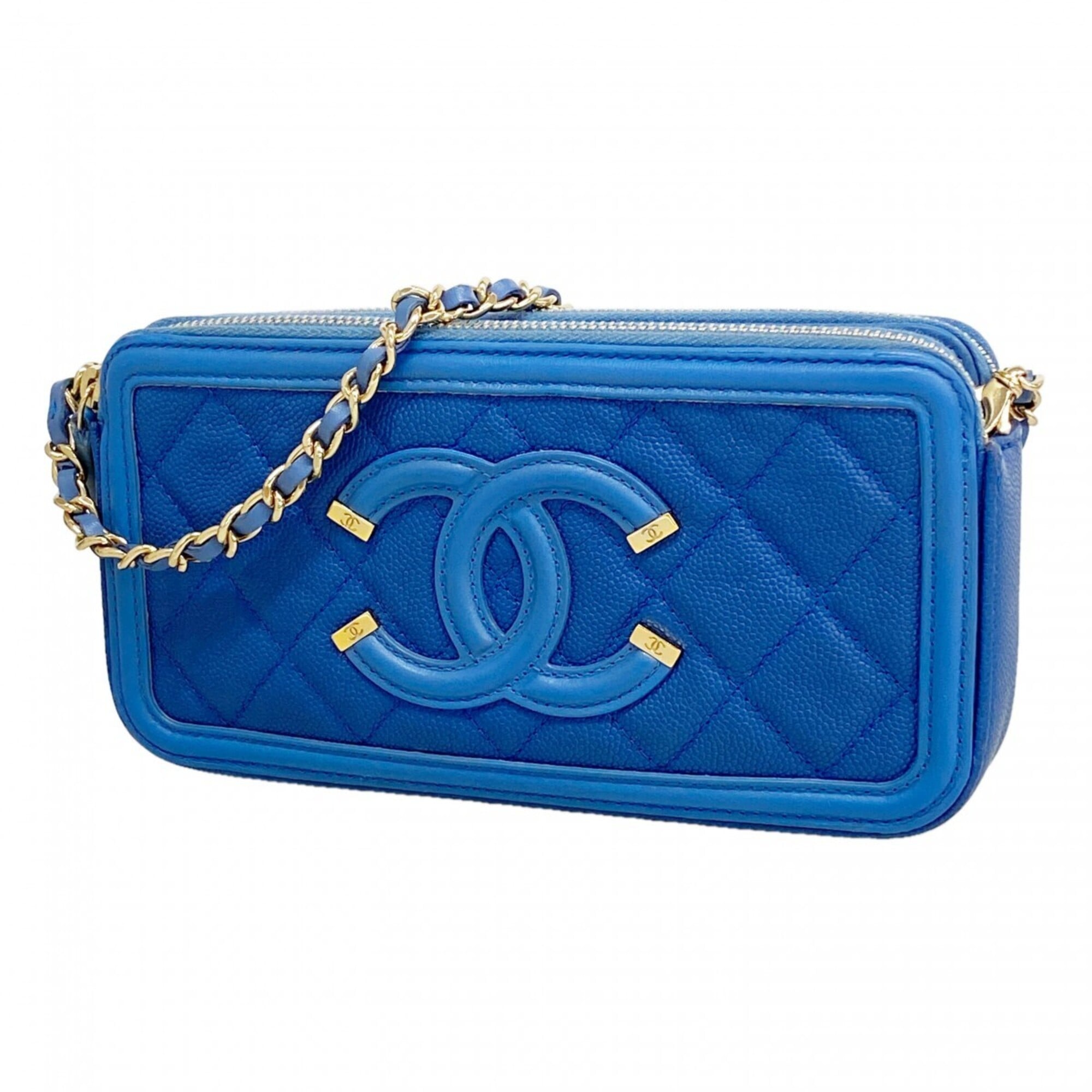 Chanel Blue Grained Calfskin Pochette (Pre-Owned)