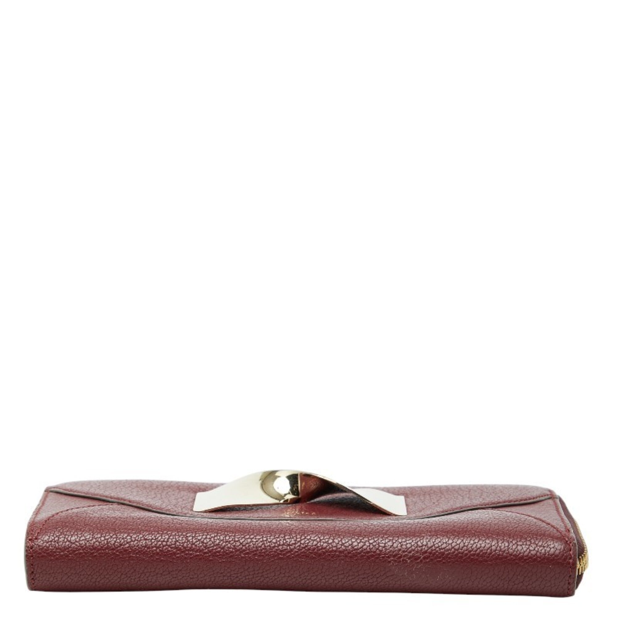 Chloé