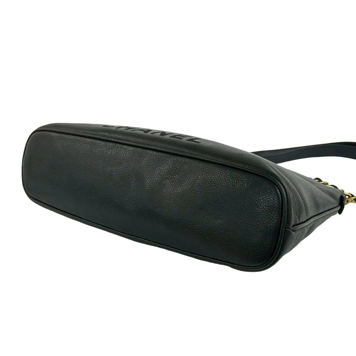 Chanel Black Grained Calfskin Shoulder Bag (Pre-Owned)