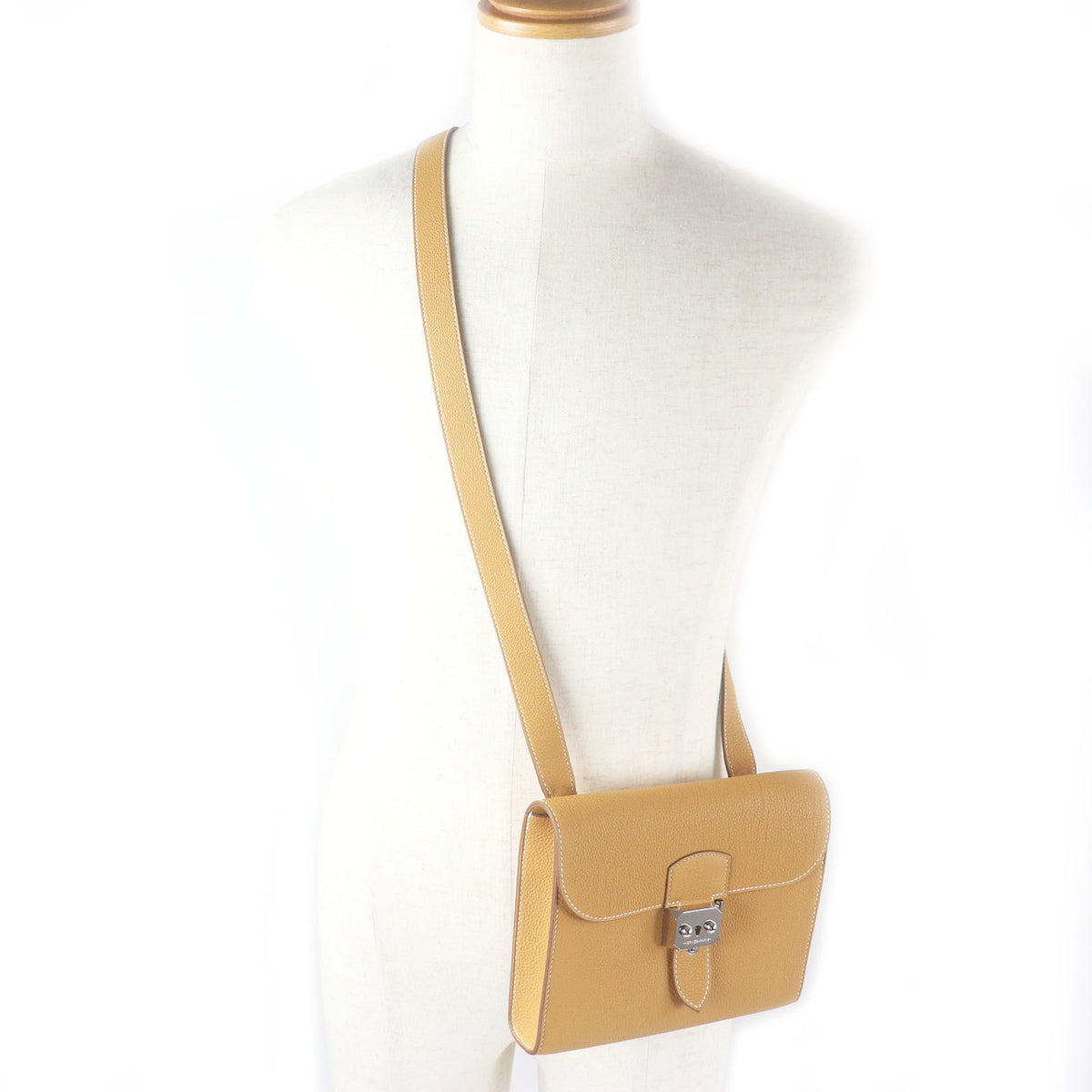 Hermes Natural Sable Togo Leather Shoulder Bag (Pre-Owned)