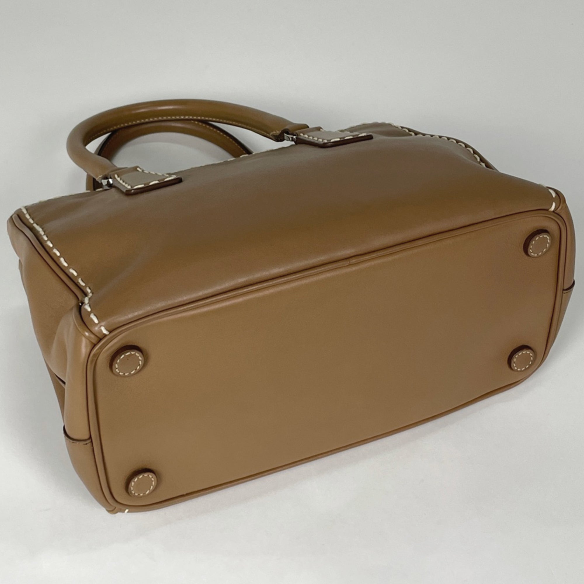 Prada Brown Leather Handbag (Pre-Owned)