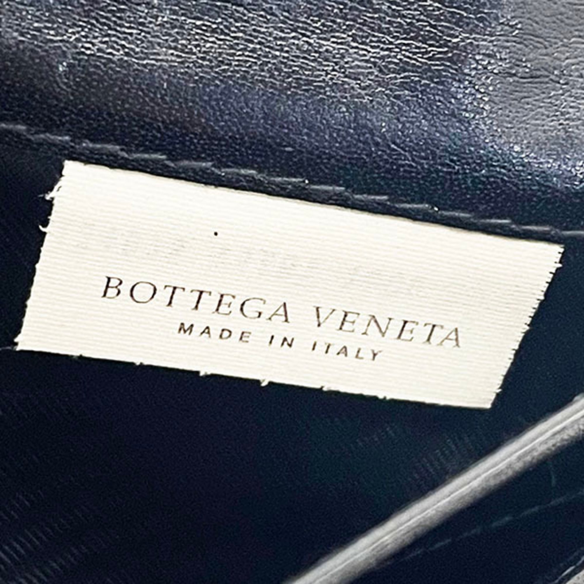 Bottega Veneta Intrecciato Black Leather Long Wallet (Bi-Fold) (Pre-Owned)