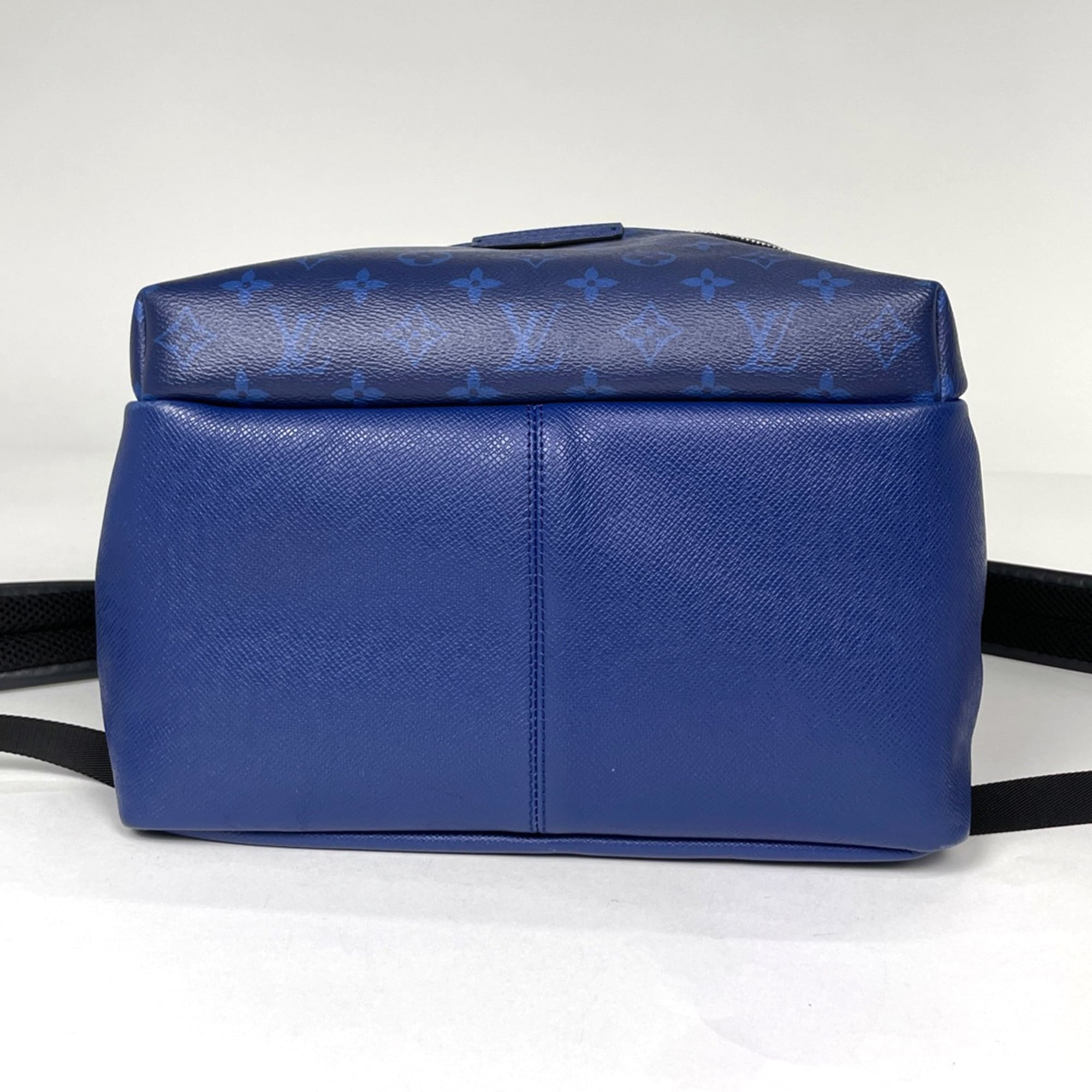 Louis Vuitton Cobalt Taigarama Backpack (Pre-Owned)