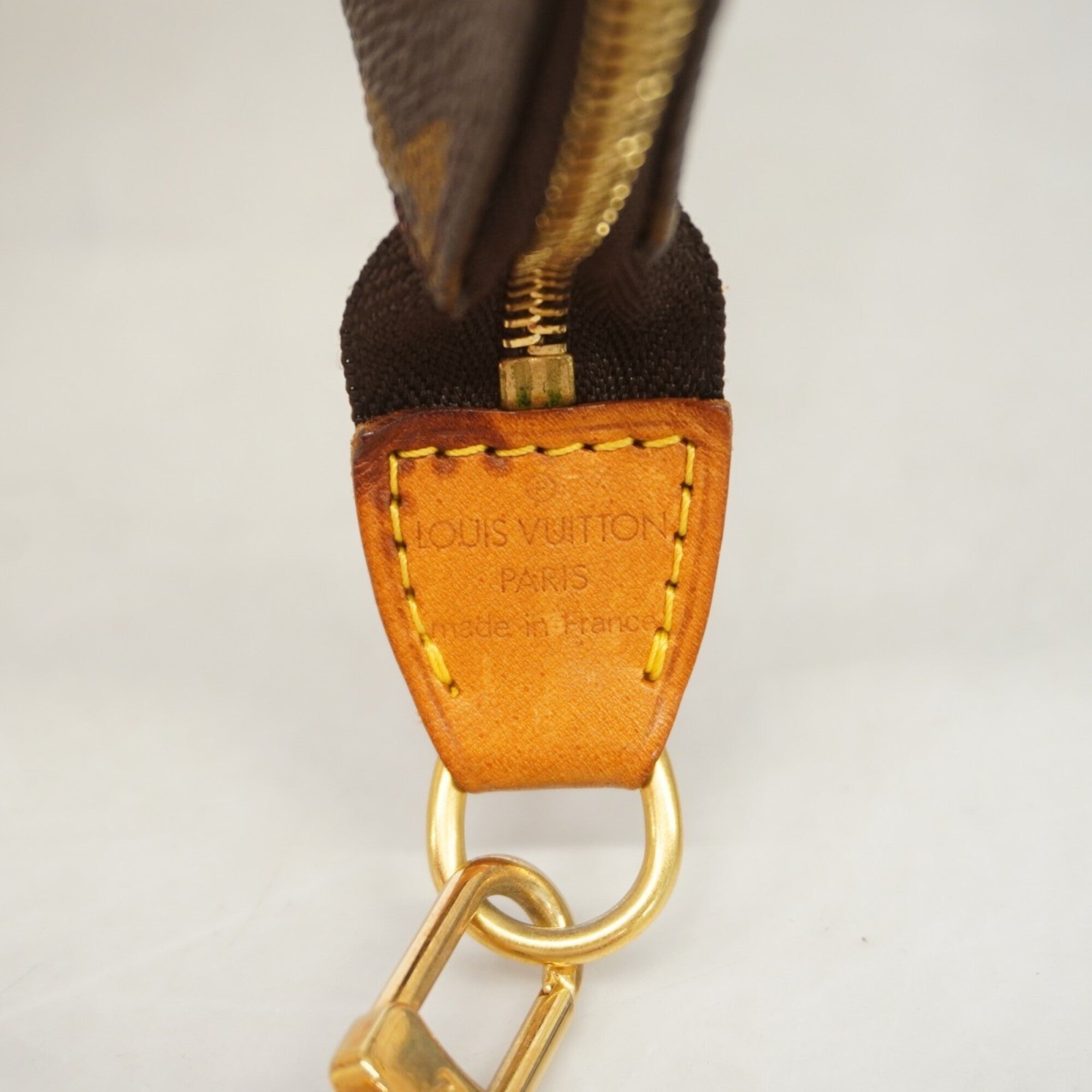Louis Vuitton Brown Pouch (Pre-Owned)