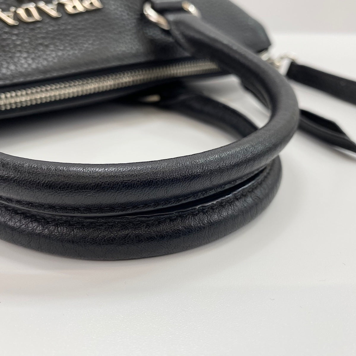 Prada Black Handbag (Pre-Owned)