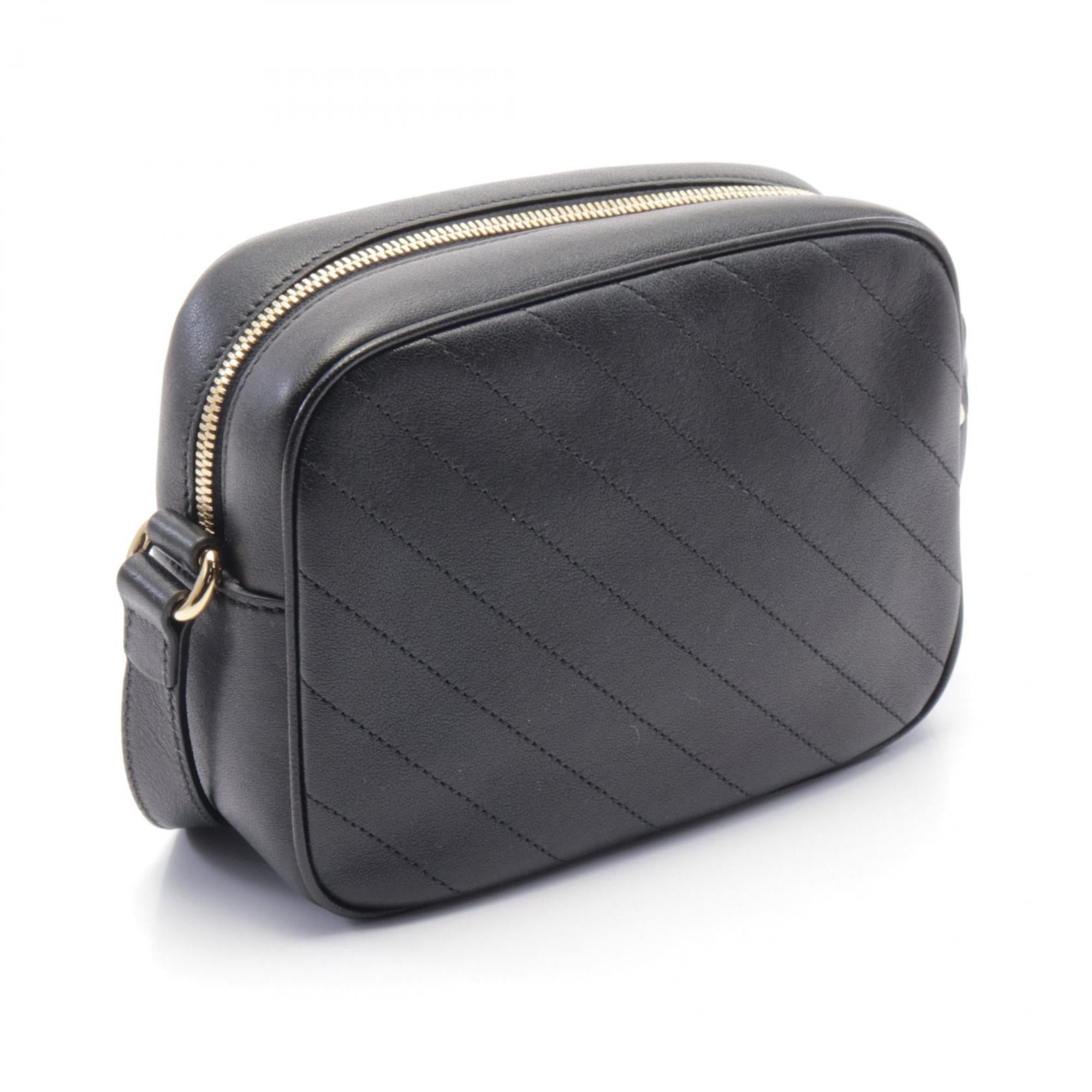 Gucci Black Leather Shoulder Bag (Pre-Owned)