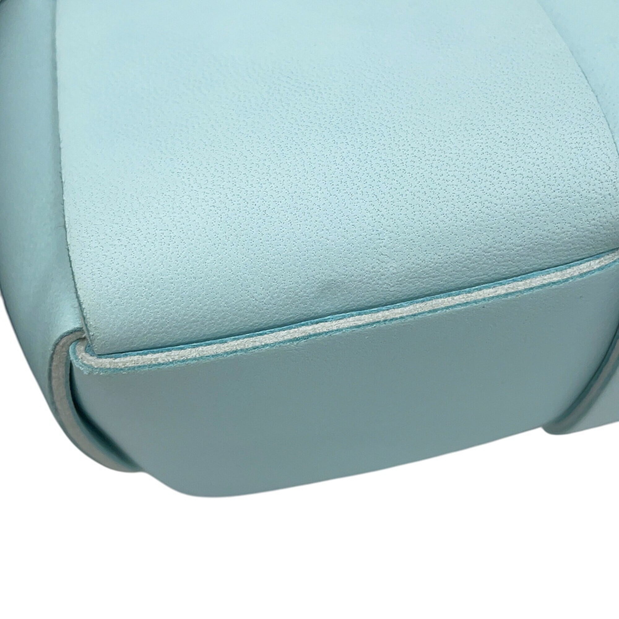 Bottega Veneta Light Blue Leather Handbag (Pre-Owned)