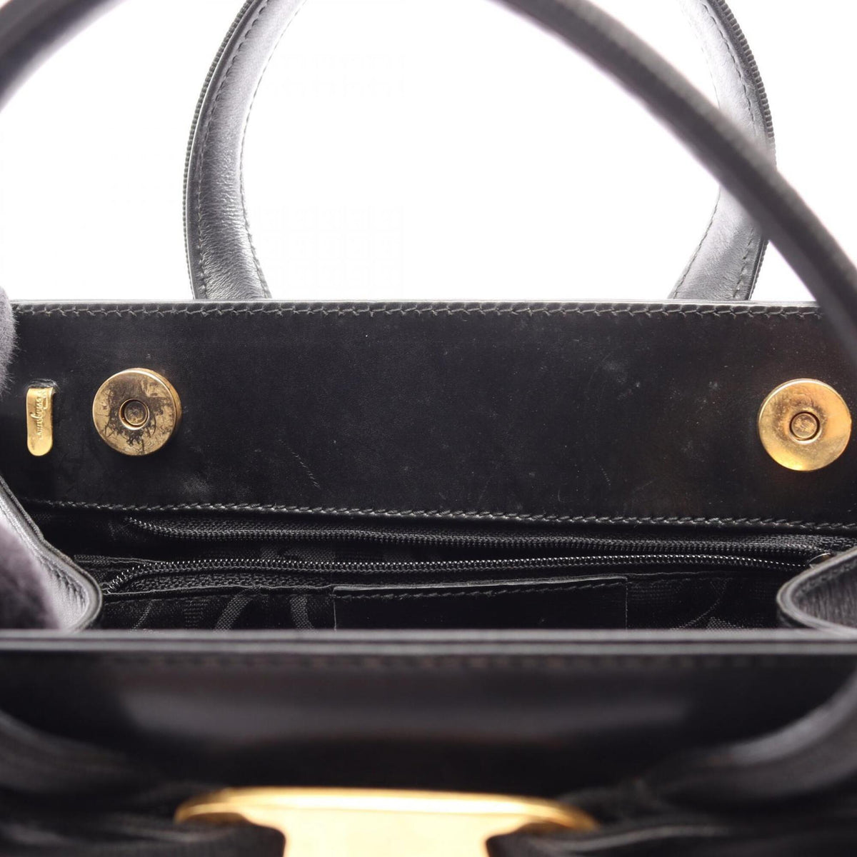 Salvatore Ferragamo Black Leather Handbag (Pre-Owned)