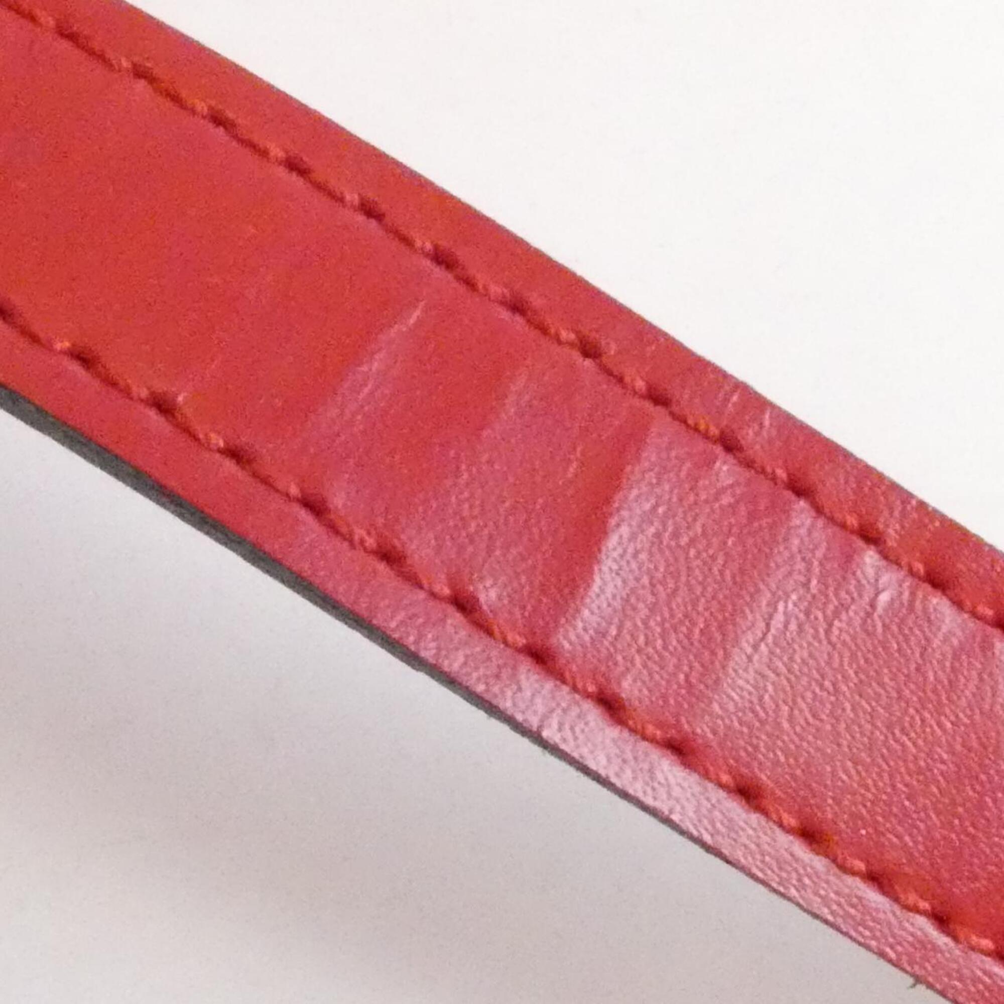 Louis Vuitton Red Color Leather Handbag (Pre-Owned)