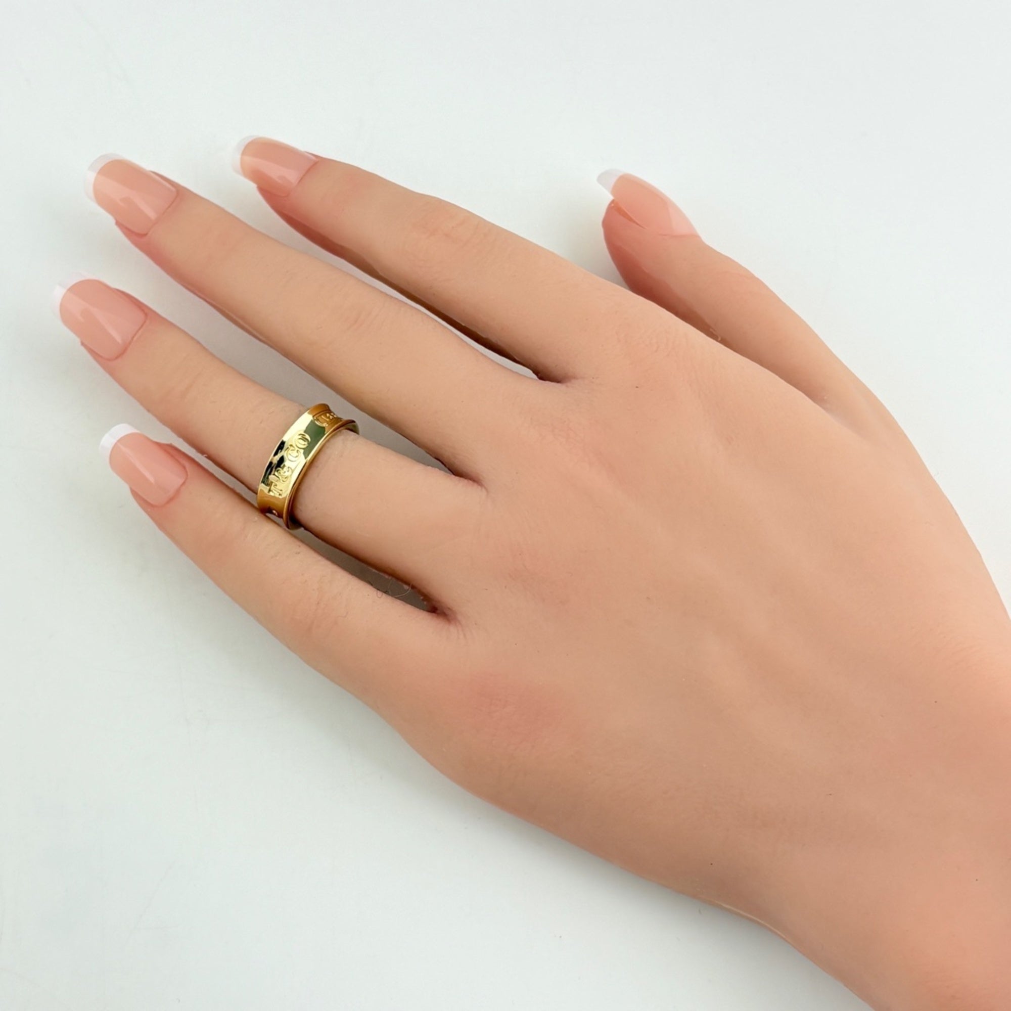 Tiffany Yellow Gold (18K) Band Ring (Pre-Owned)