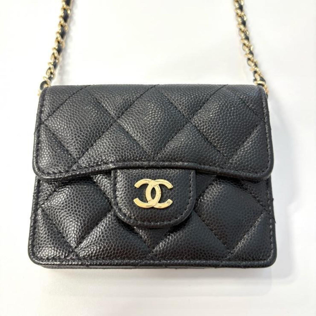 Chanel Black Grained Calfskin Pochette (Pre-Owned)
